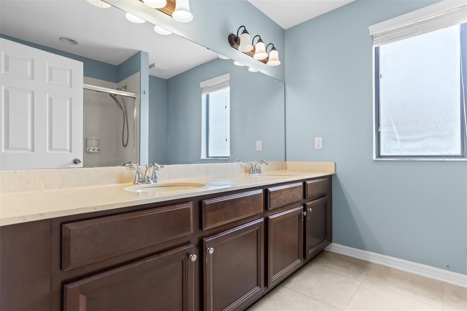 Image 33 of 61 For 11511 Palmetto Pine Street