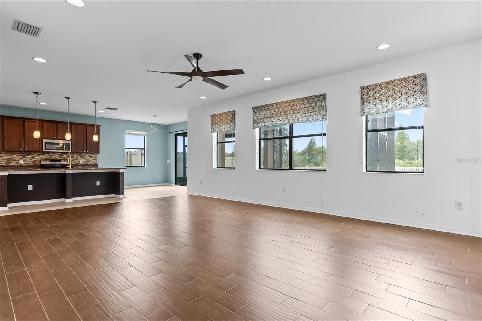 Image 8 of 61 For 11511 Palmetto Pine Street