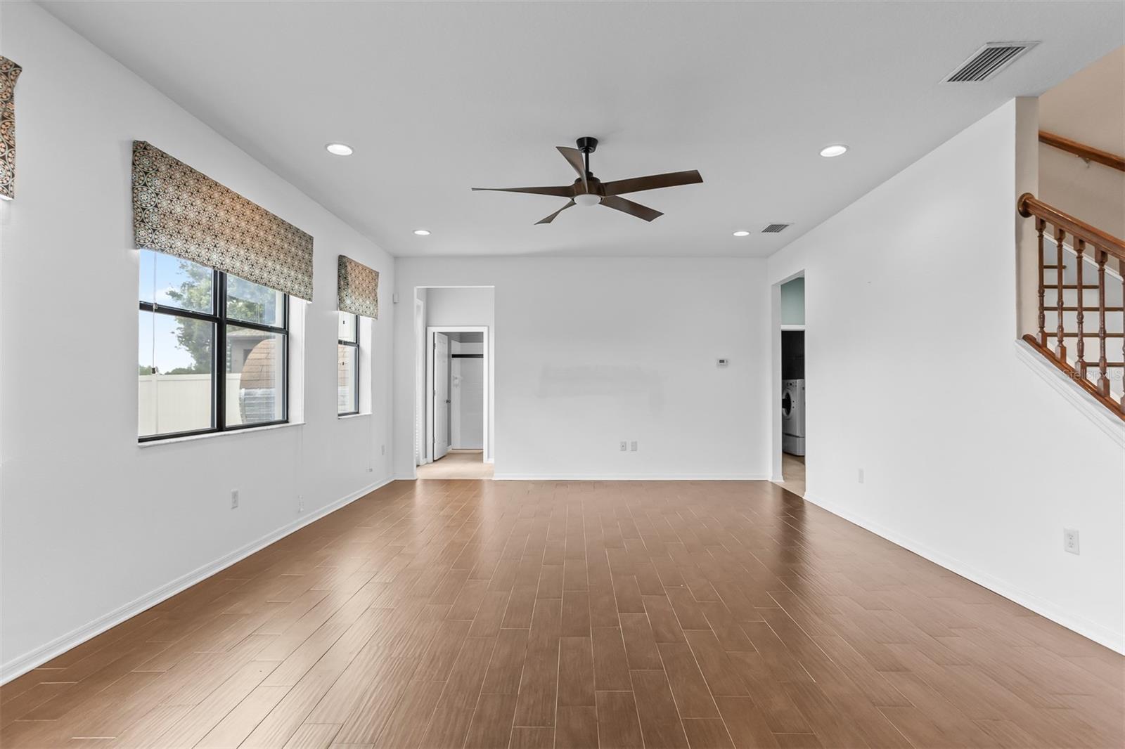 Image 9 of 61 For 11511 Palmetto Pine Street