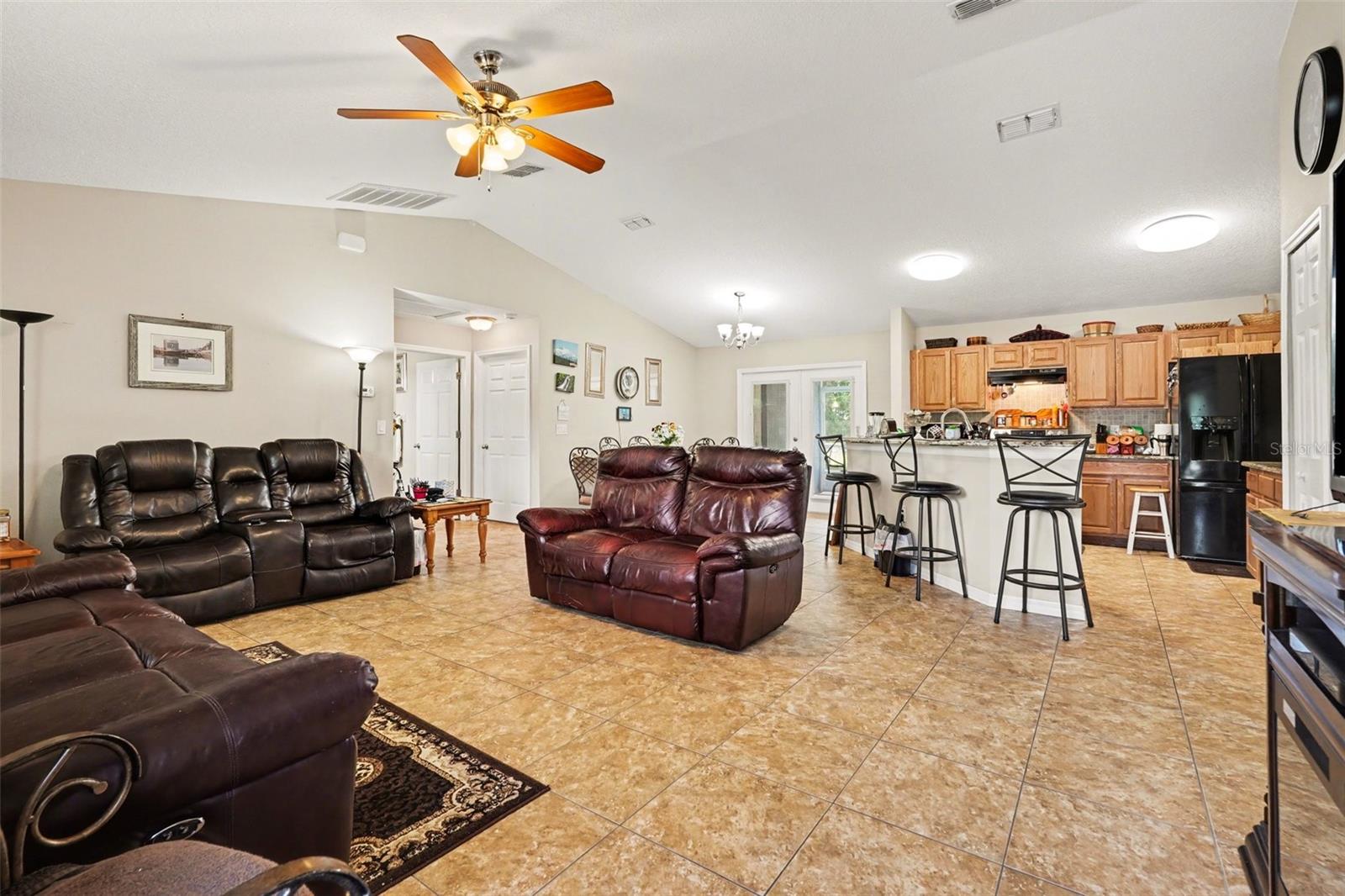 Image 10 of 26 For 3147 Sydney Dover Road