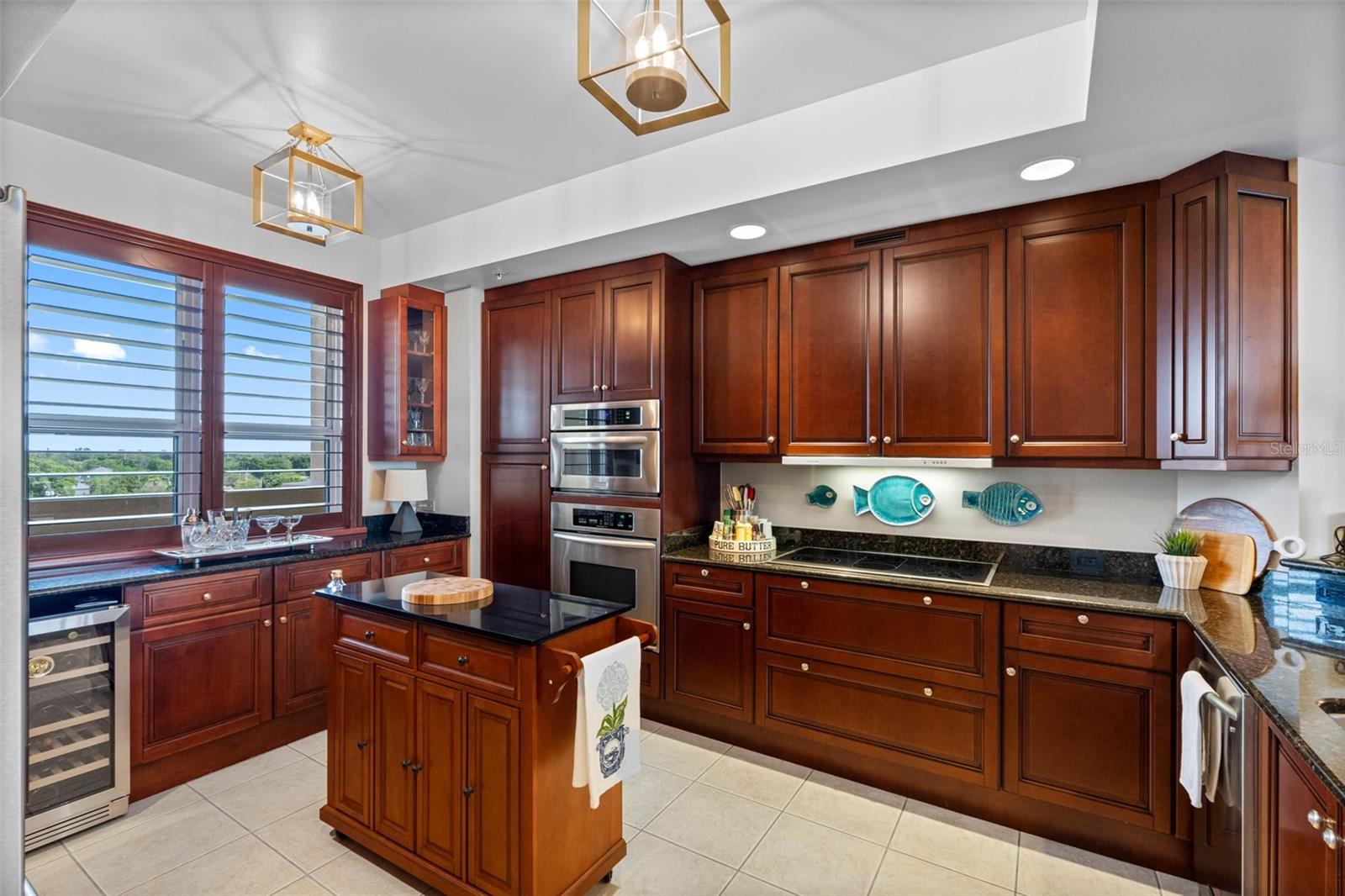 Listing photo id 18 for 5823 Bowen Daniel Drive 603