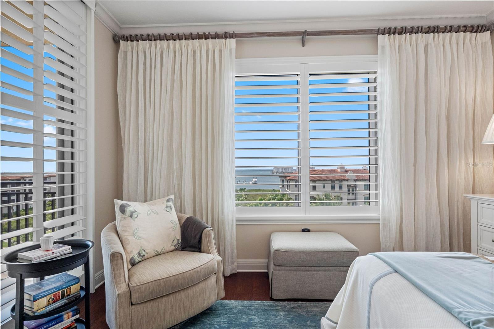 Listing photo id 27 for 5823 Bowen Daniel Drive 603