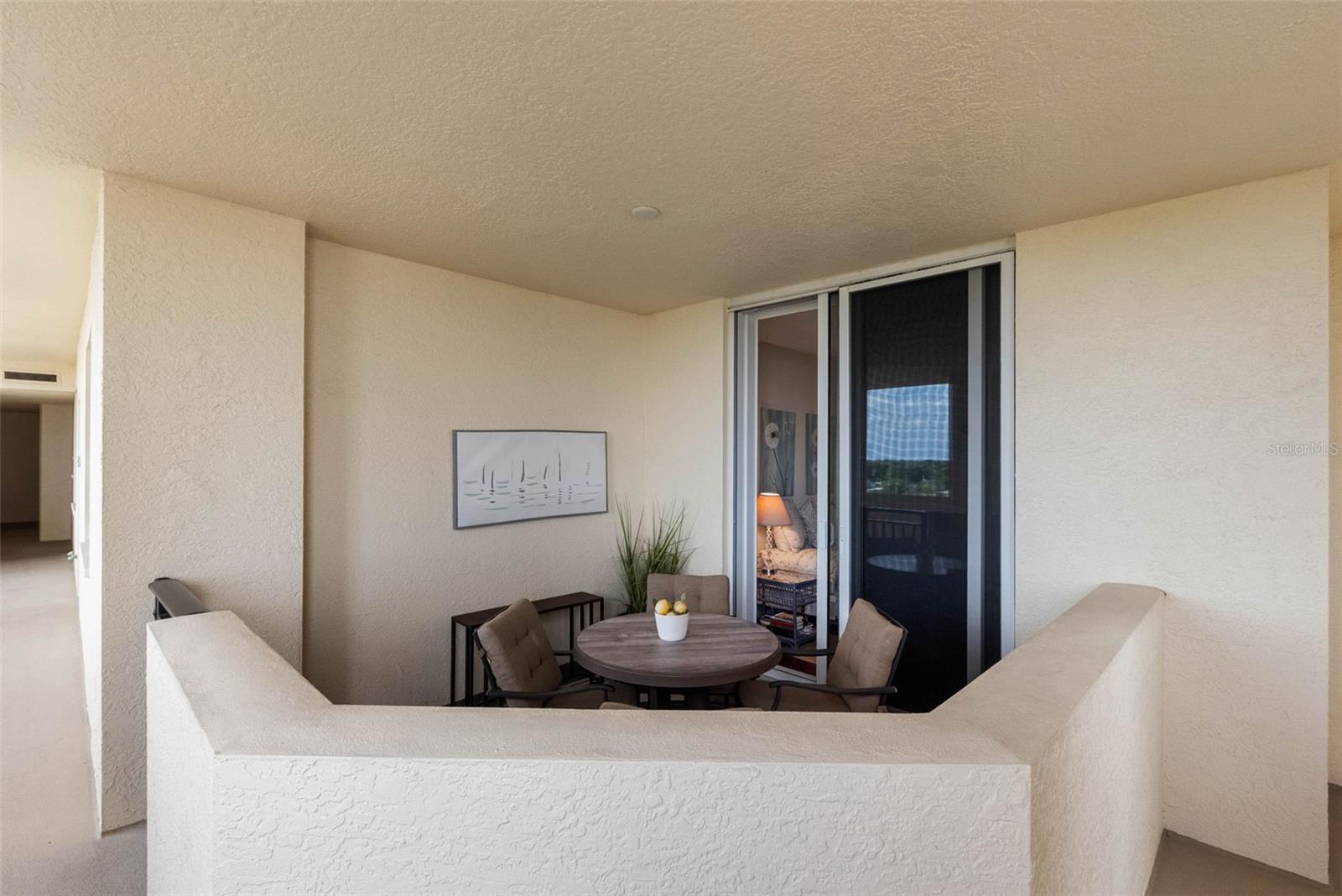 Listing photo id 41 for 5823 Bowen Daniel Drive 603