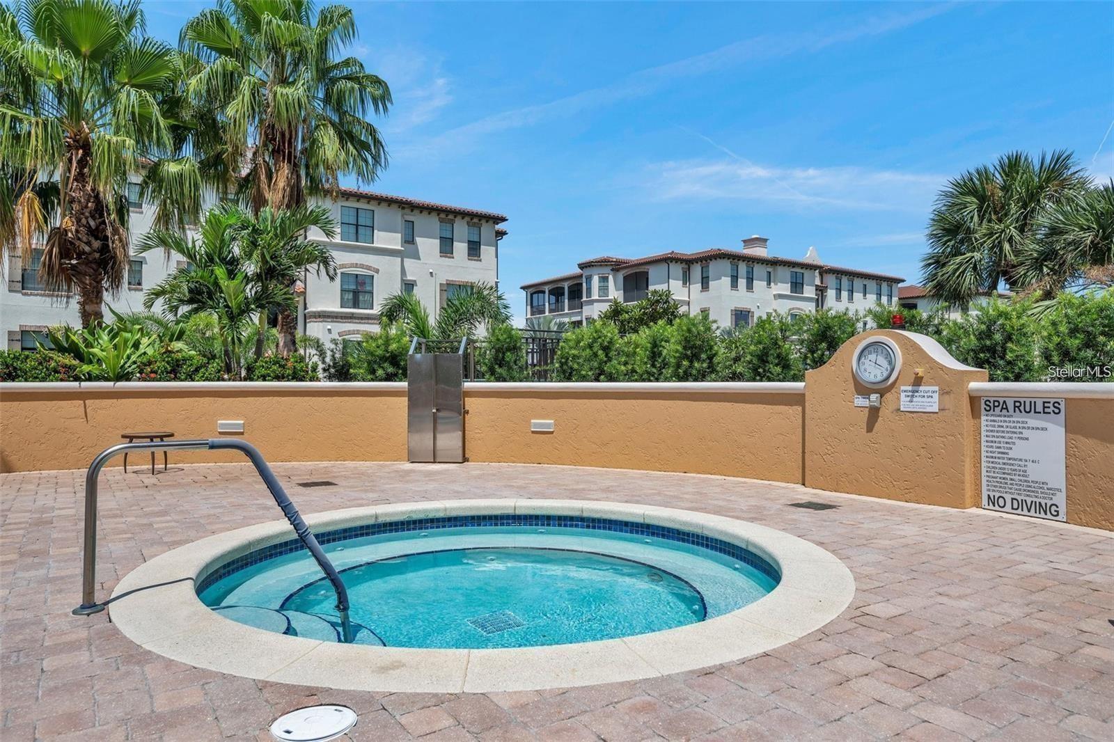 Listing photo id 53 for 5823 Bowen Daniel Drive 603