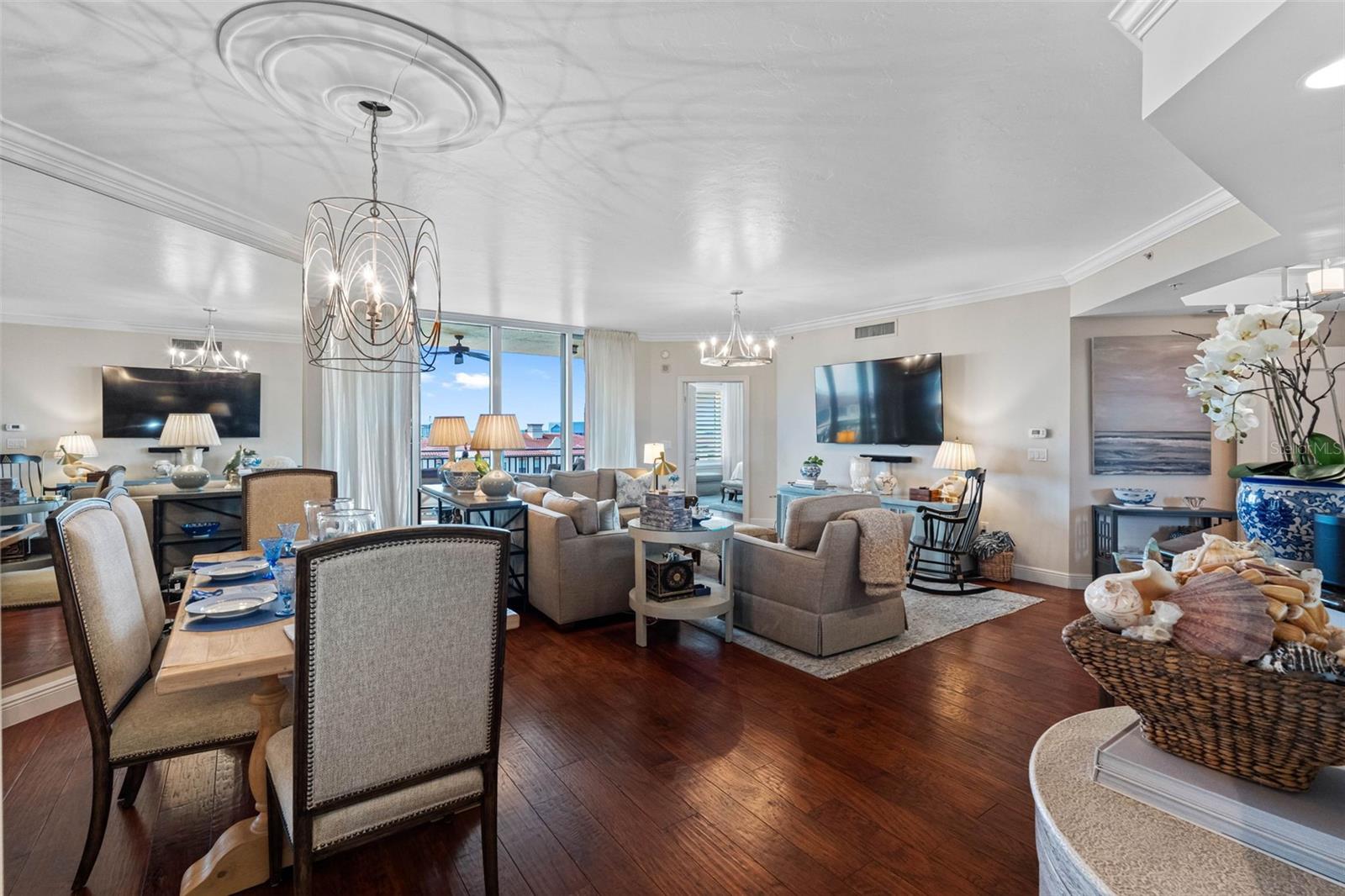 Listing photo id 6 for 5823 Bowen Daniel Drive 603