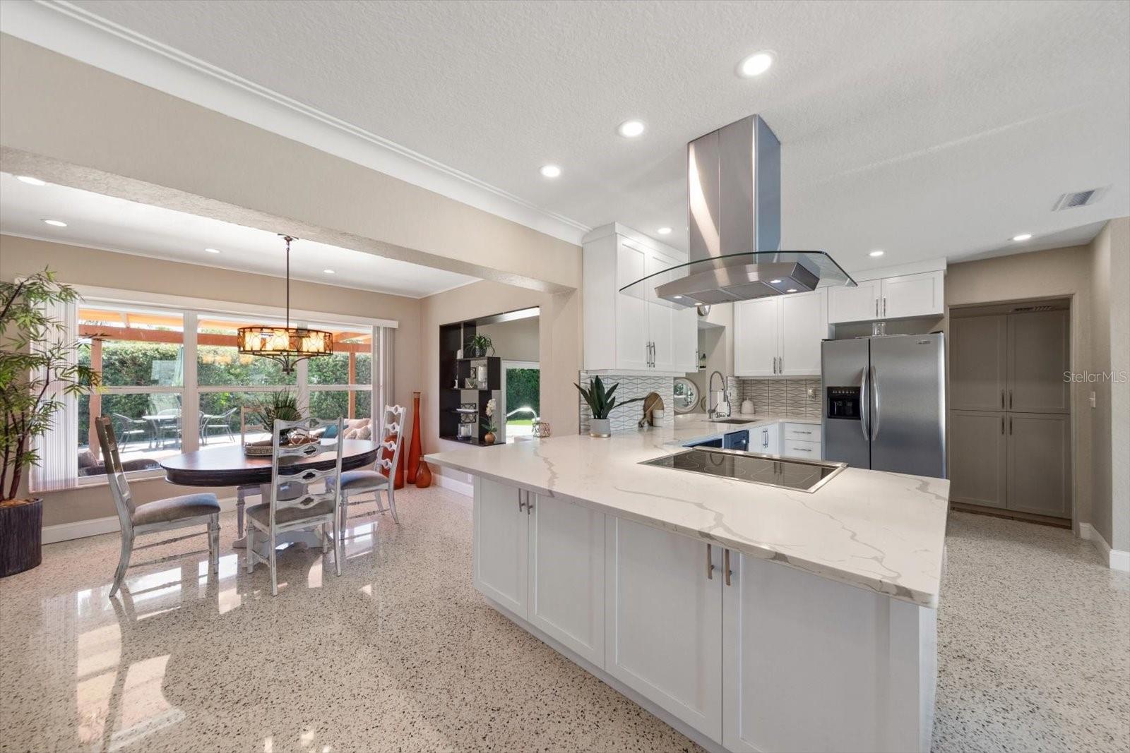 Image 11 of 32 For 13996 Barbados Drive