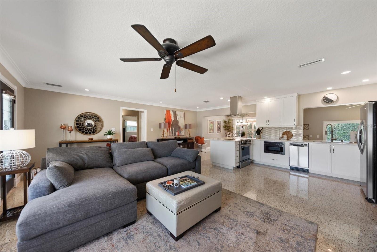 Image 12 of 32 For 13996 Barbados Drive