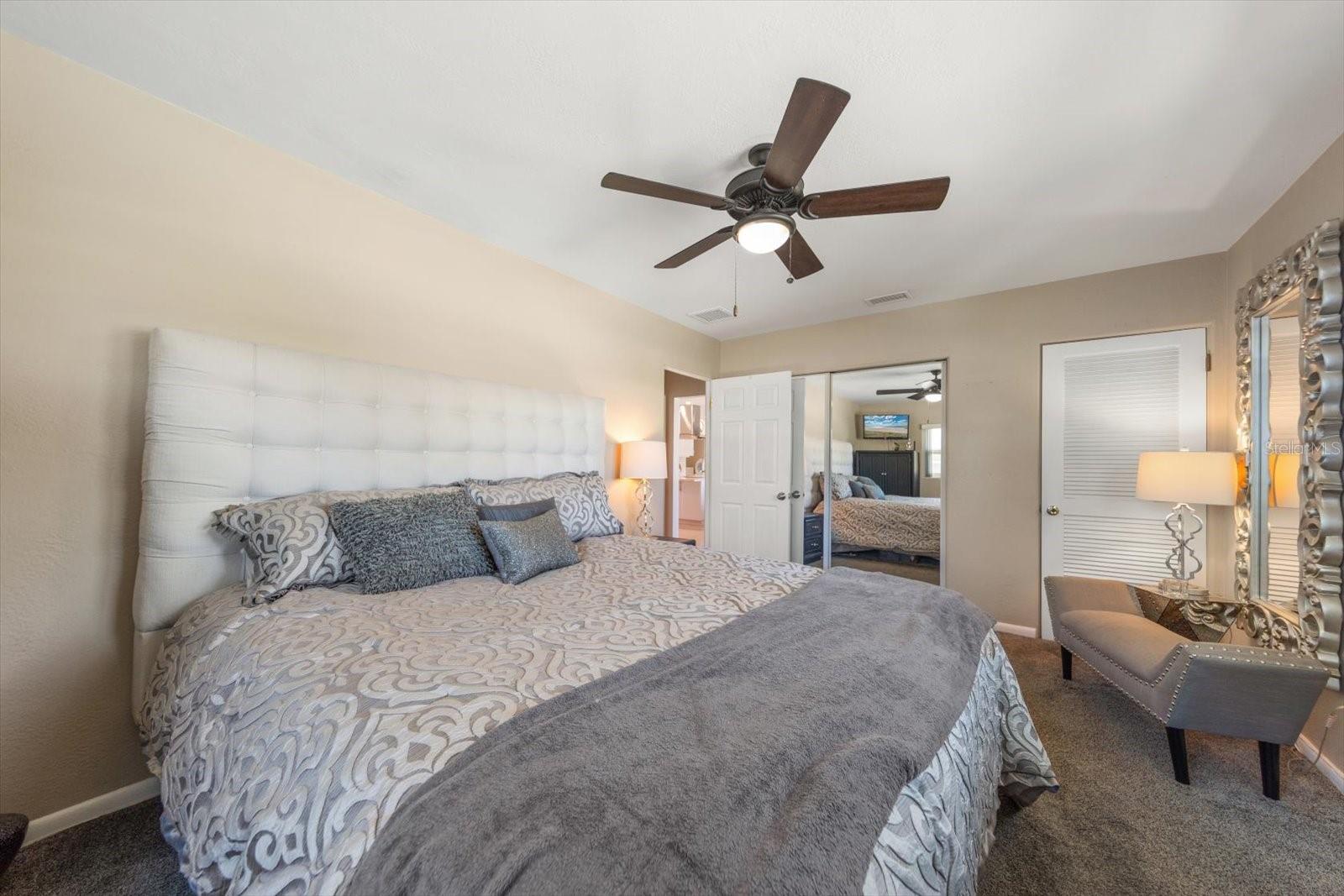 Image 18 of 32 For 13996 Barbados Drive