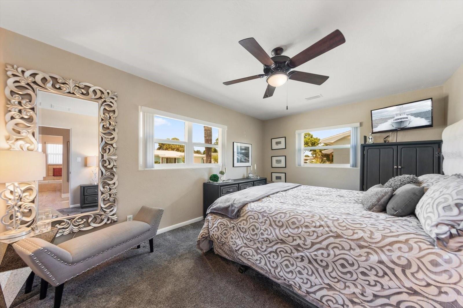 Image 19 of 32 For 13996 Barbados Drive