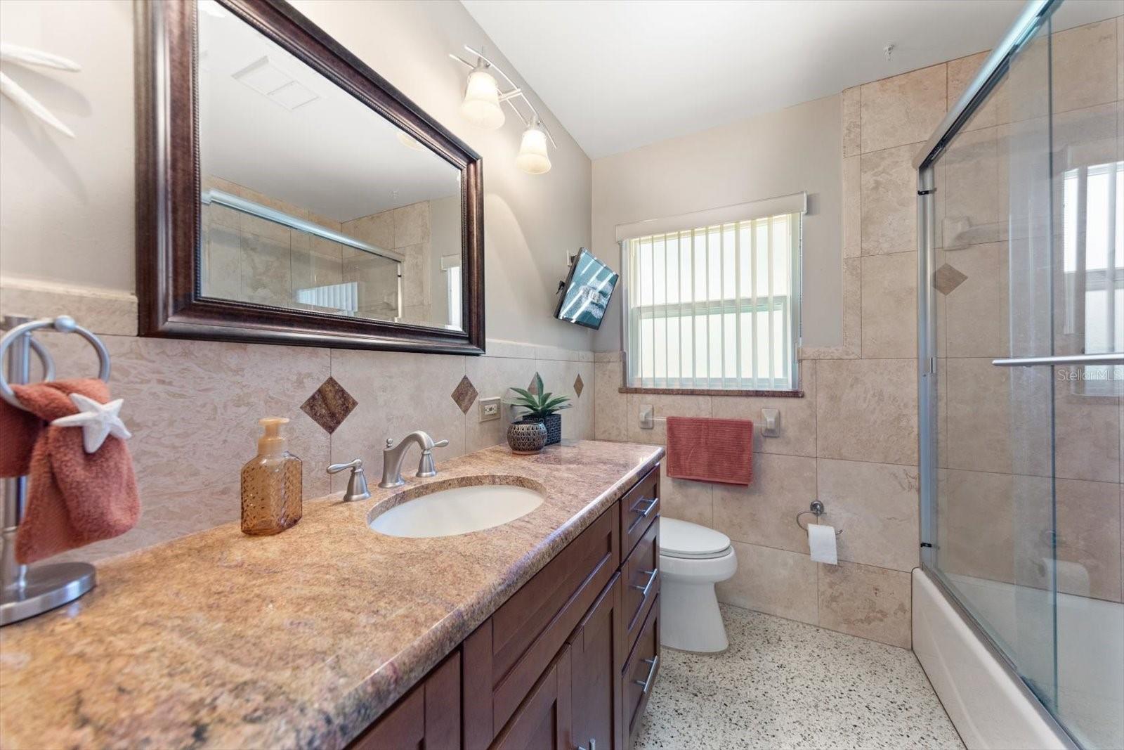 Image 21 of 32 For 13996 Barbados Drive