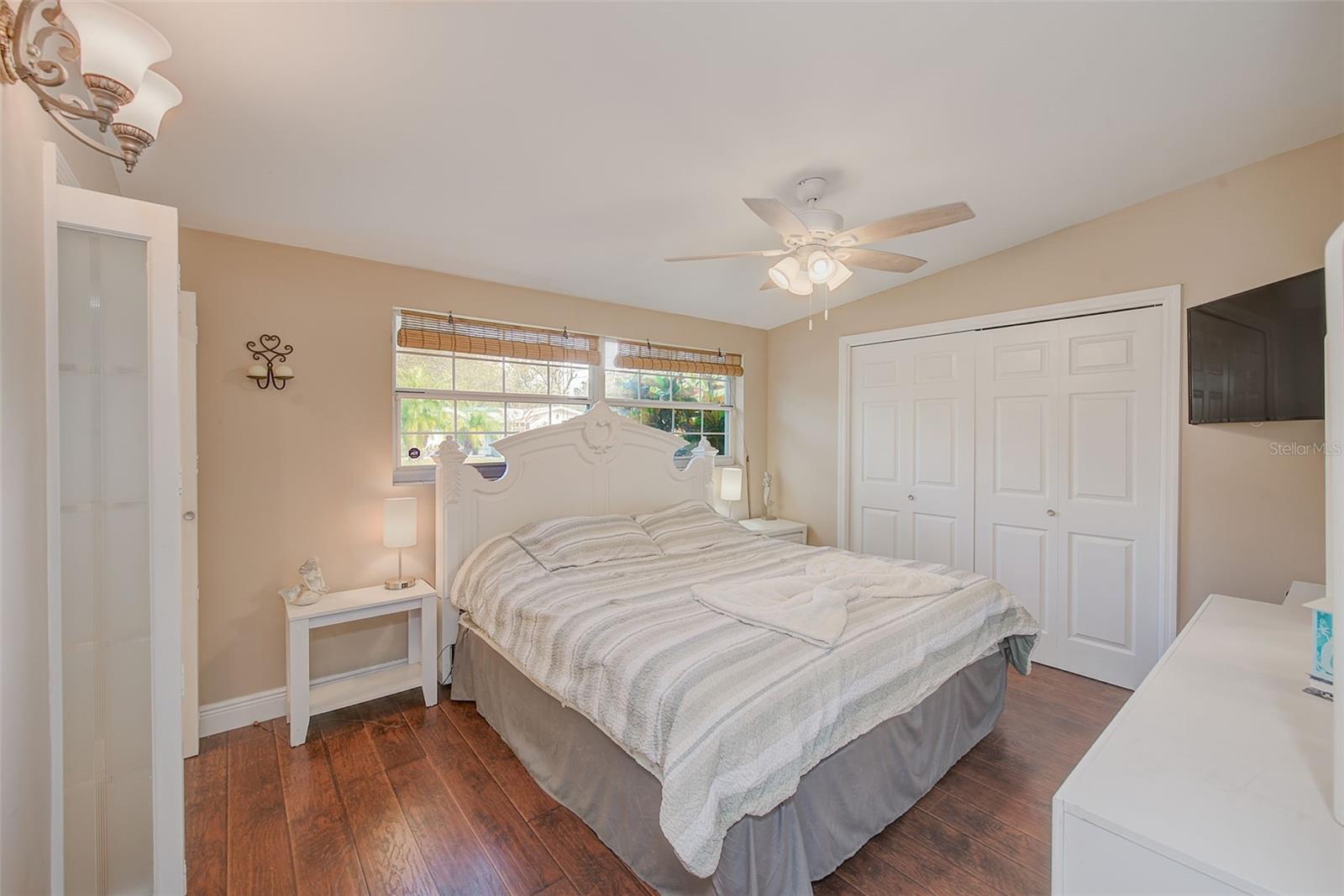 Image 18 of 39 For 2032 Gatewood Drive