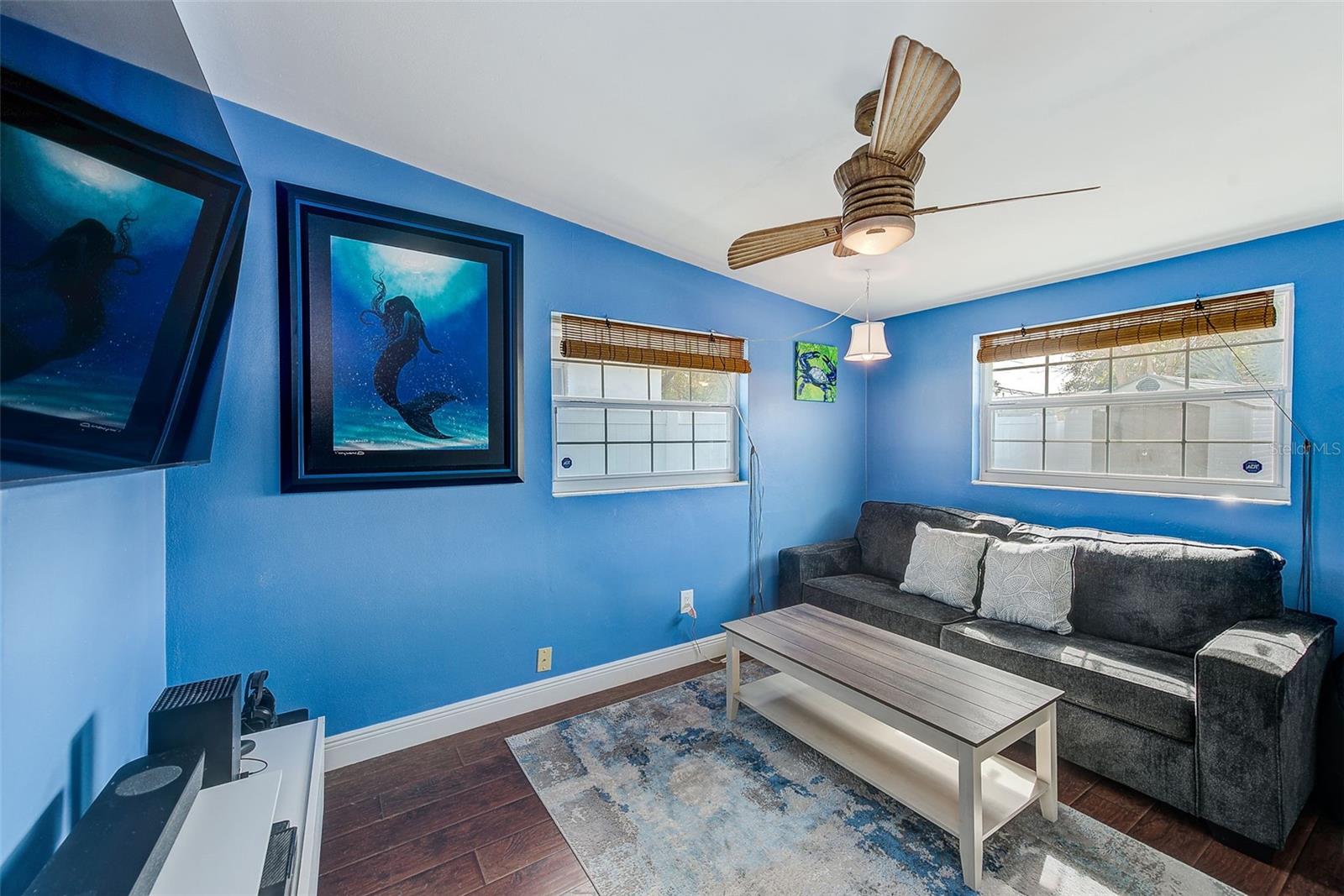 Image 22 of 39 For 2032 Gatewood Drive