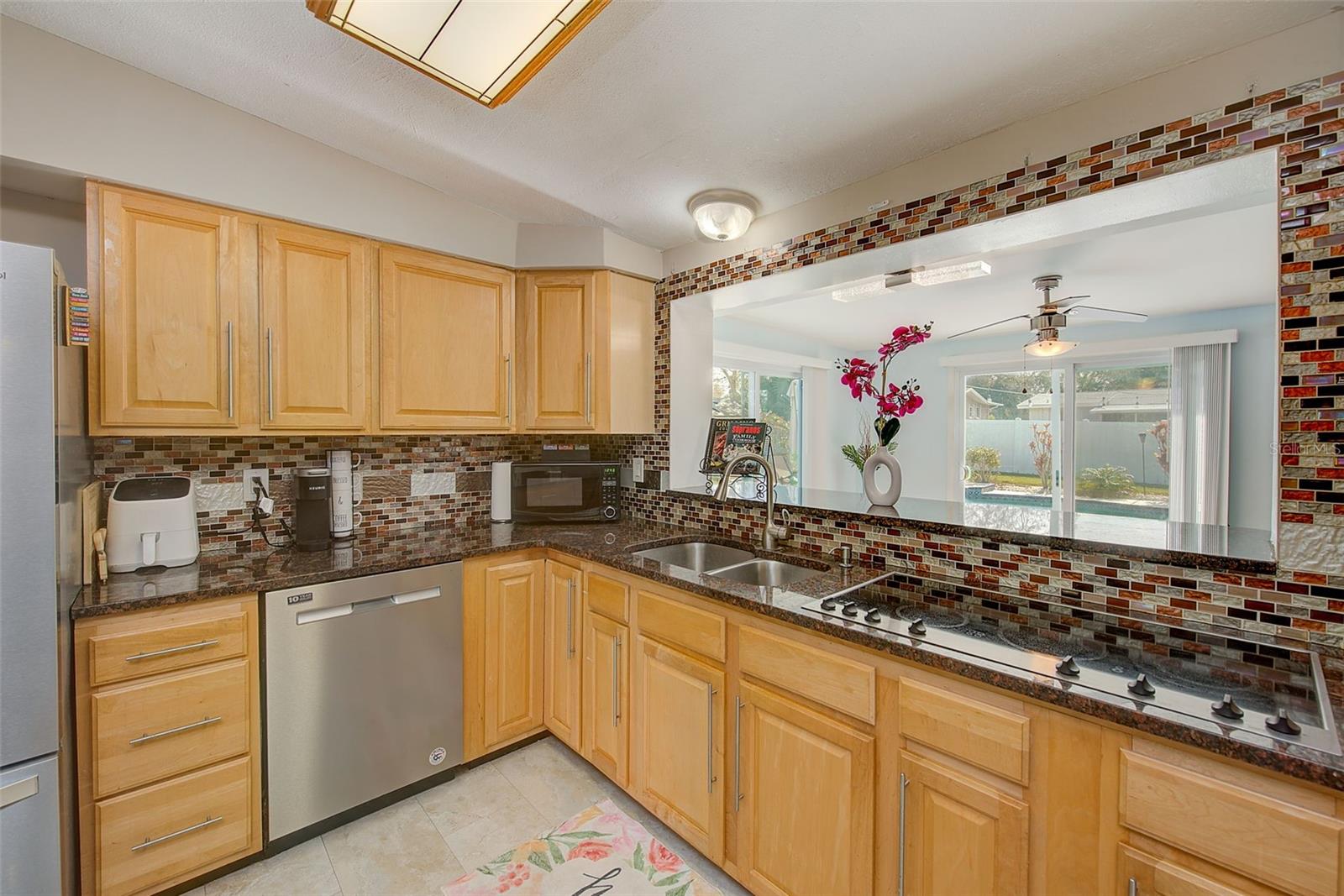 Image 8 of 39 For 2032 Gatewood Drive