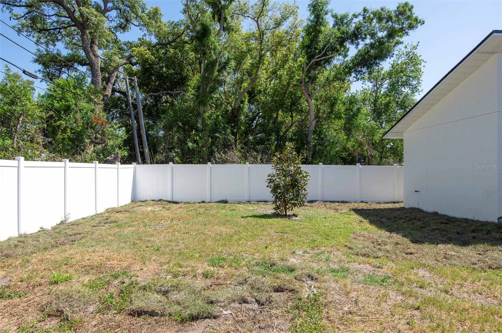 Image 21 of 23 For 1934 Auburn Street S