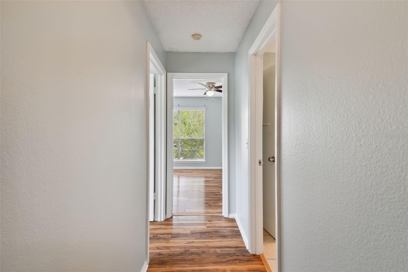 Image 33 of 95 For 9481 Highland Oak Drive 1615