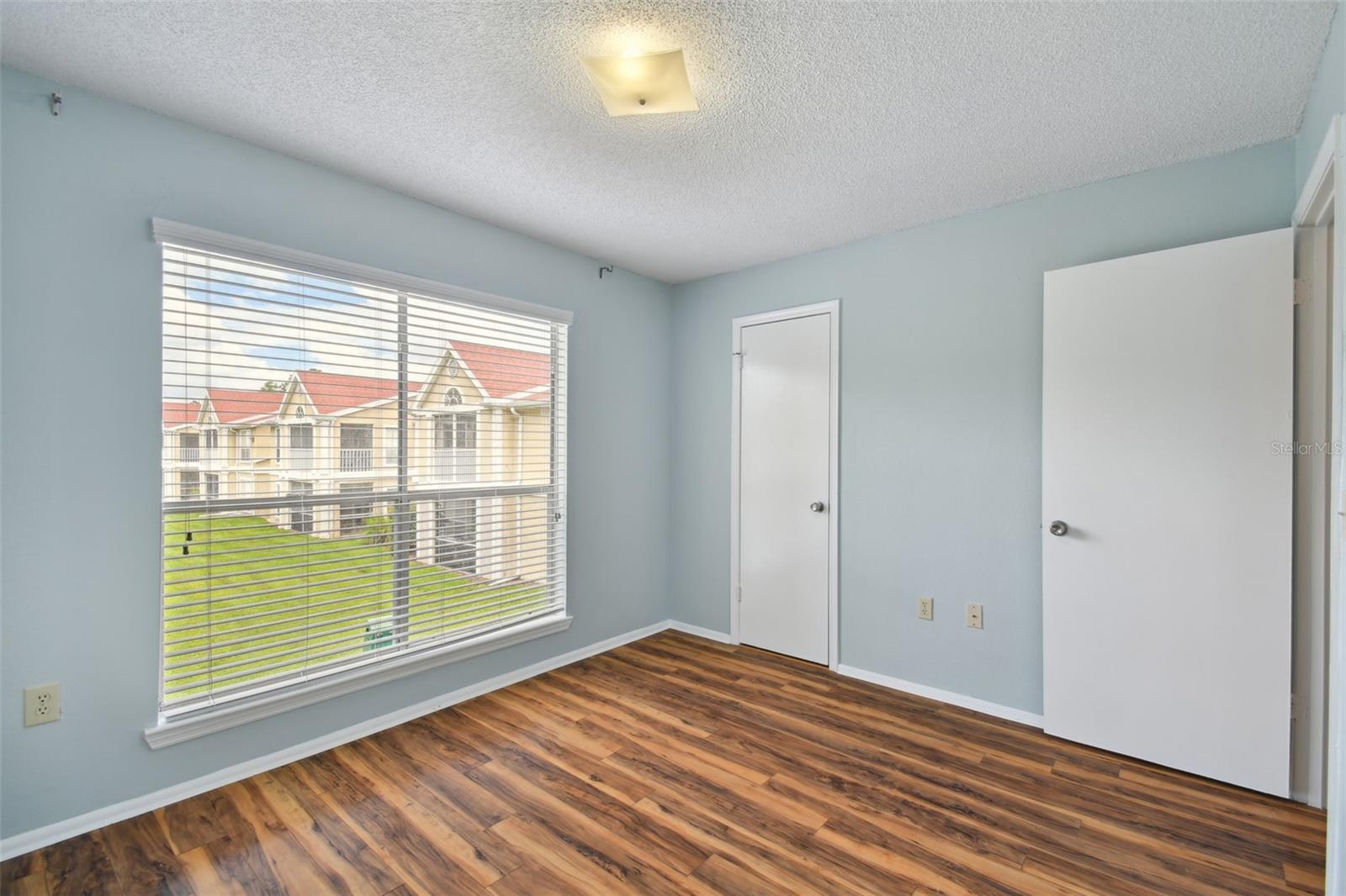 Image 36 of 95 For 9481 Highland Oak Drive 1615