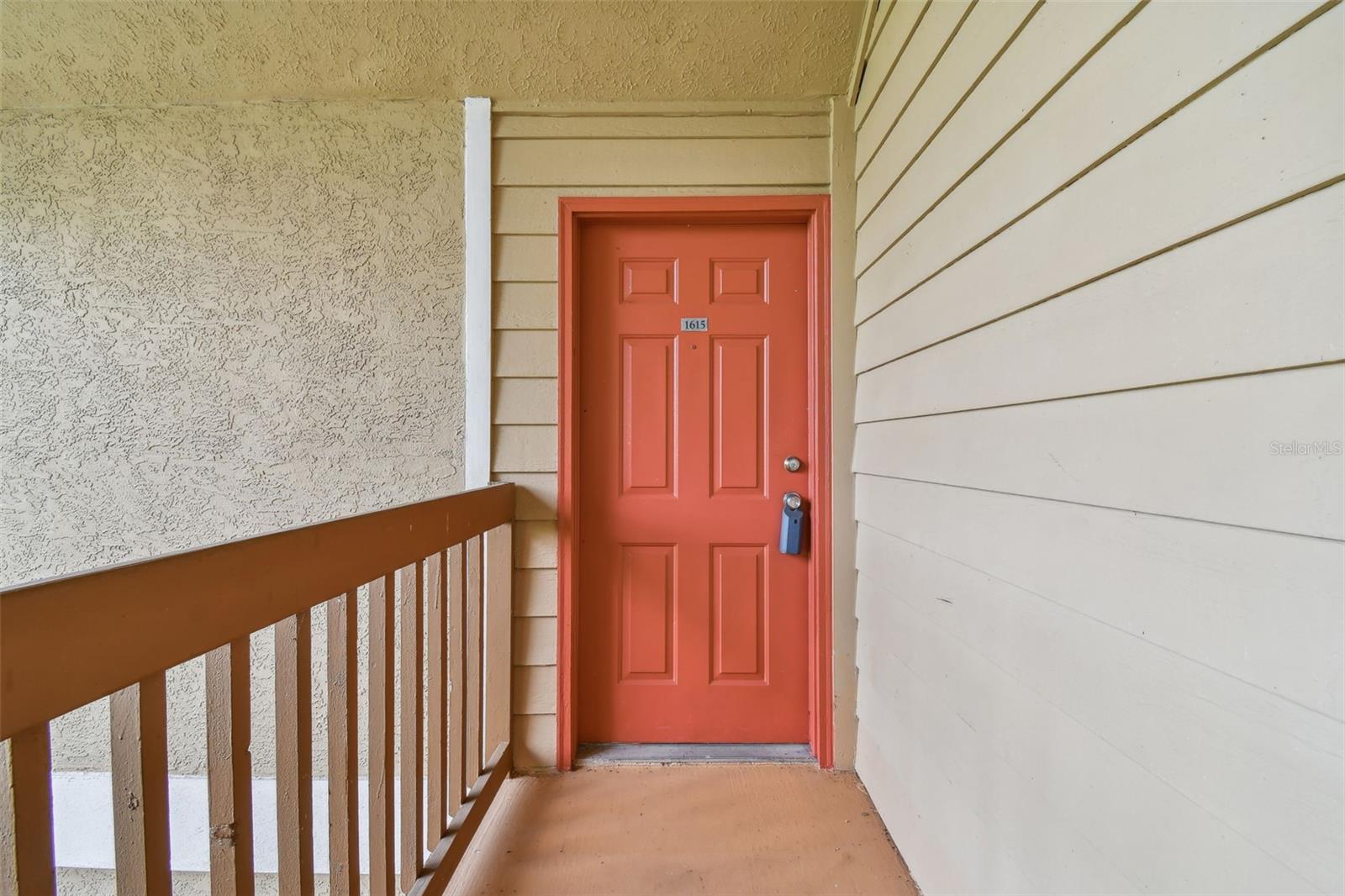 Image 4 of 95 For 9481 Highland Oak Drive 1615