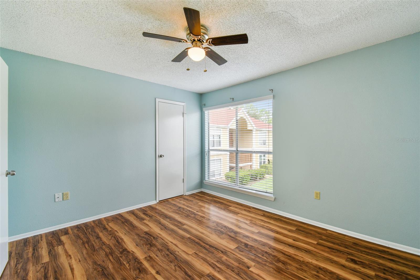 Image 43 of 95 For 9481 Highland Oak Drive 1615