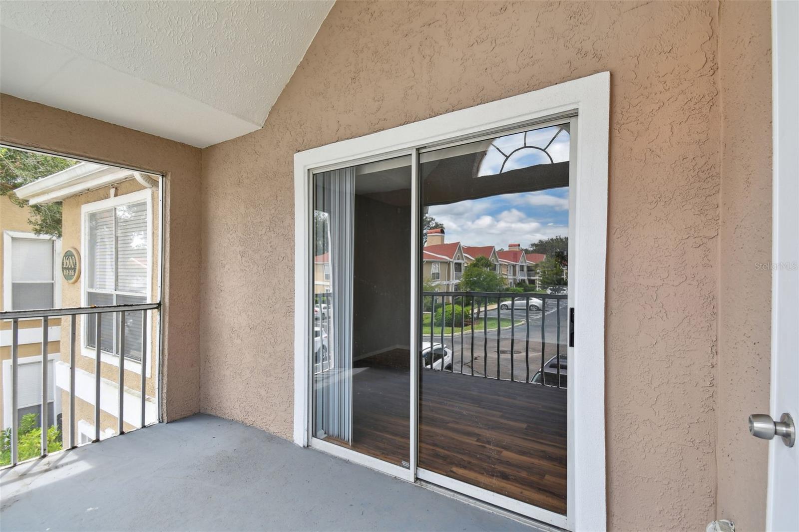 Image 48 of 95 For 9481 Highland Oak Drive 1615