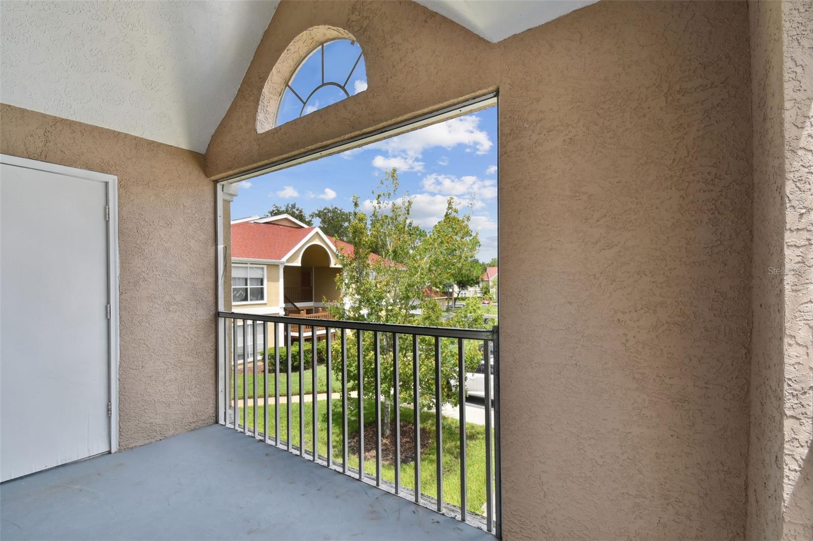 Image 50 of 95 For 9481 Highland Oak Drive 1615