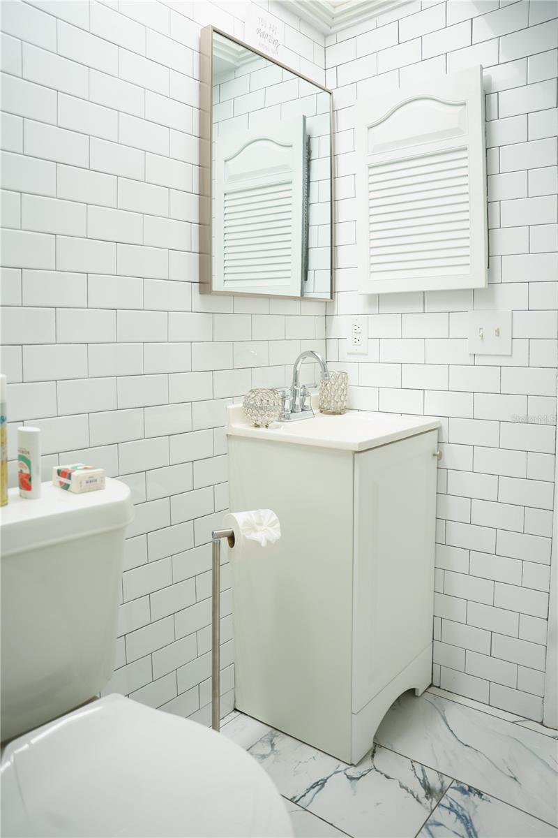 Image 14 of 25 For 4405 Fair Oaks Avenue 2