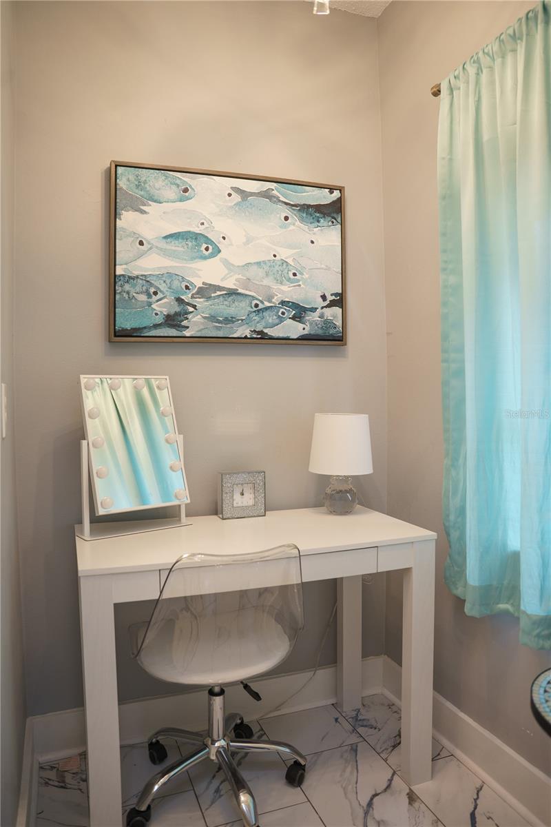 Image 16 of 25 For 4405 Fair Oaks Avenue 2