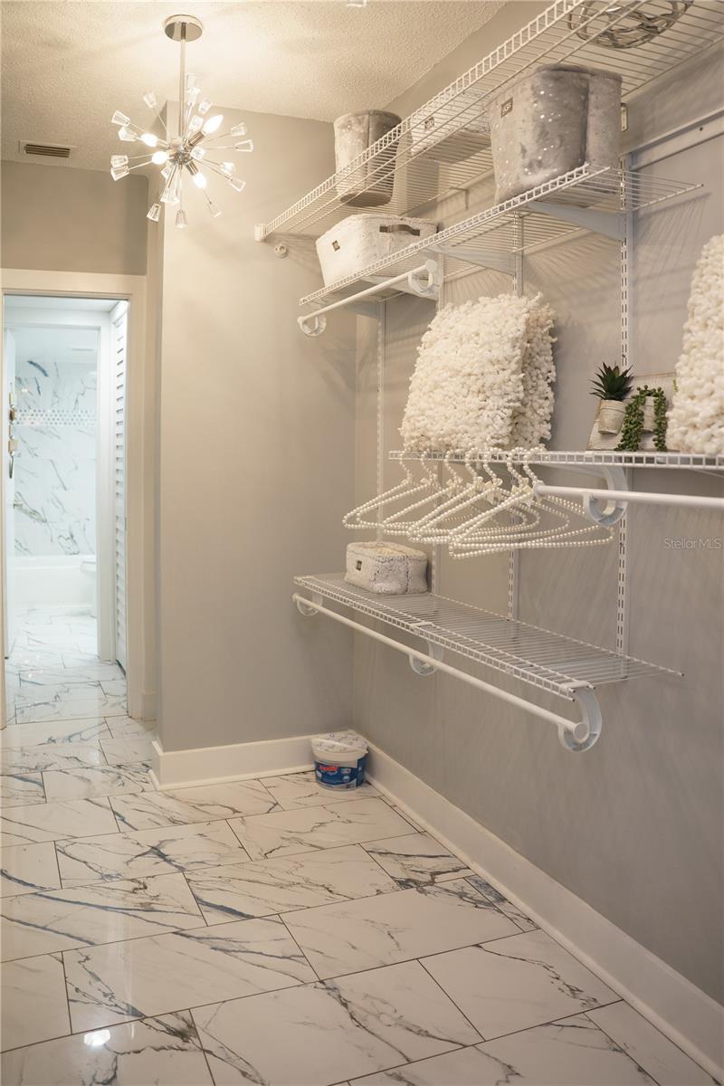 Image 17 of 25 For 4405 Fair Oaks Avenue 2