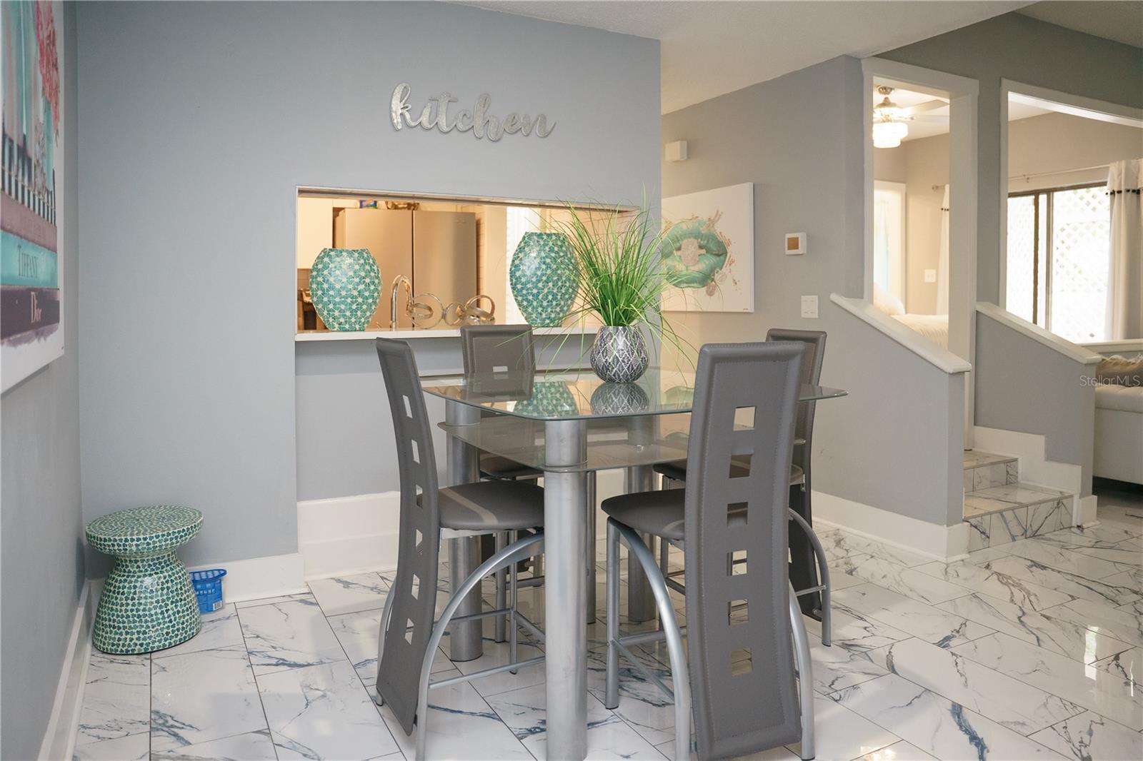 Image 2 of 25 For 4405 Fair Oaks Avenue 2