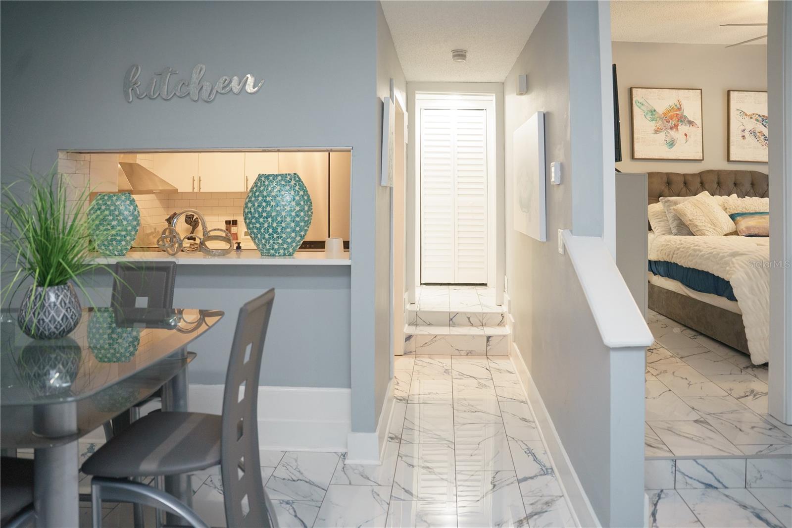 Image 4 of 25 For 4405 Fair Oaks Avenue 2