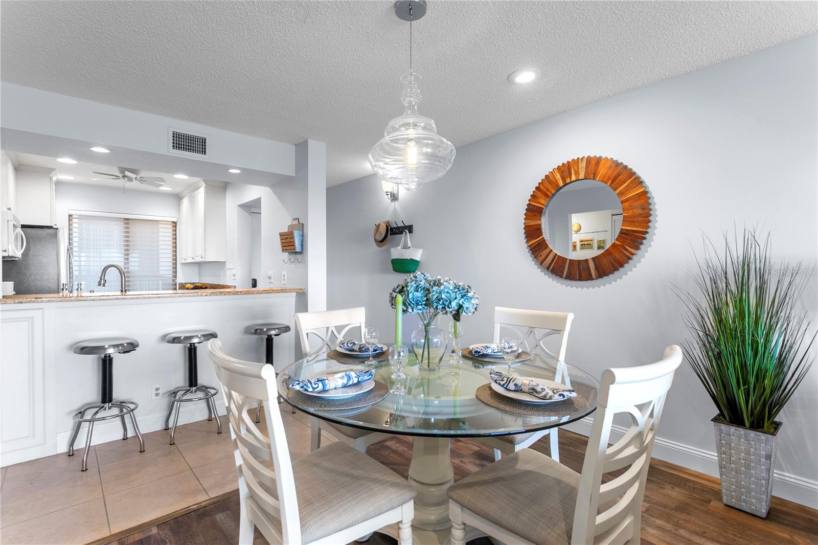 Image 16 of 37 For 6104 Palma Del Mar Boulevard S 210