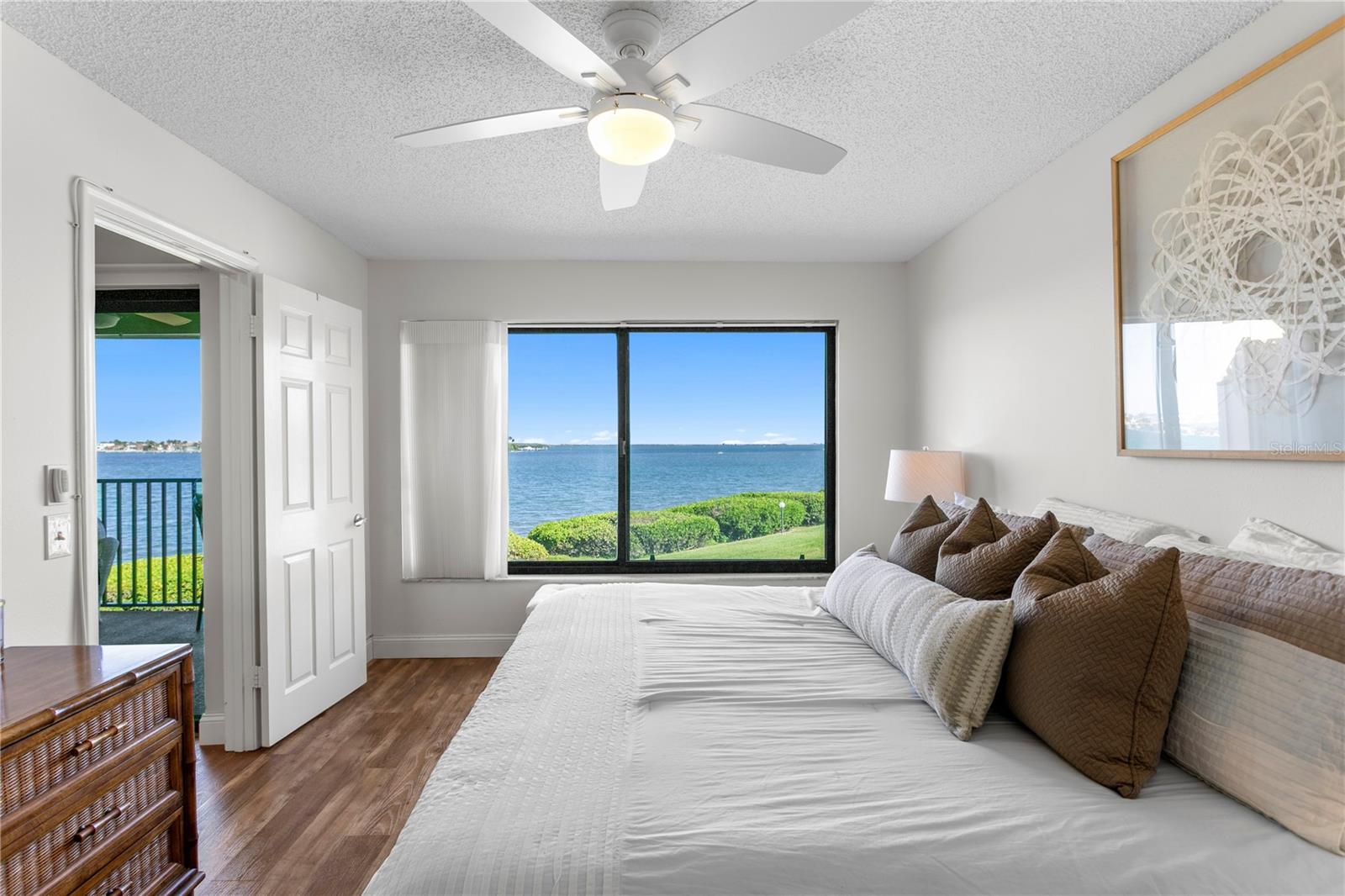 Image 24 of 37 For 6104 Palma Del Mar Boulevard S 210