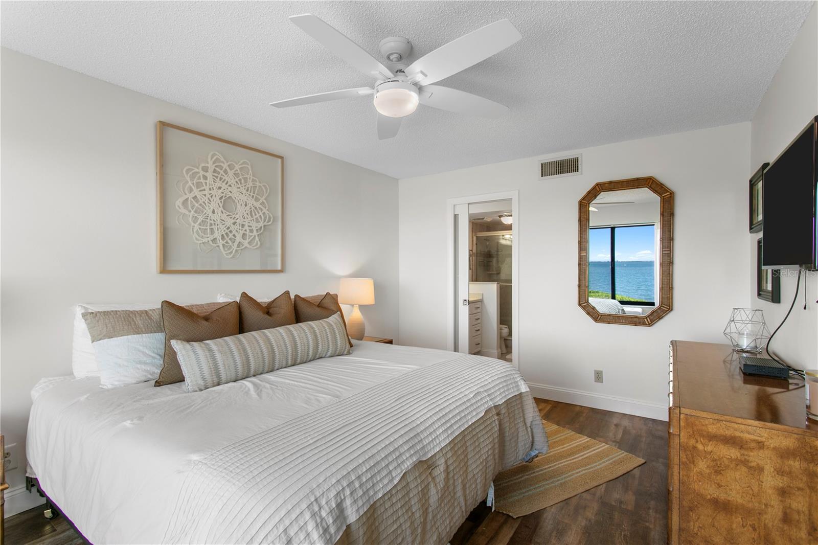 Image 26 of 37 For 6104 Palma Del Mar Boulevard S 210