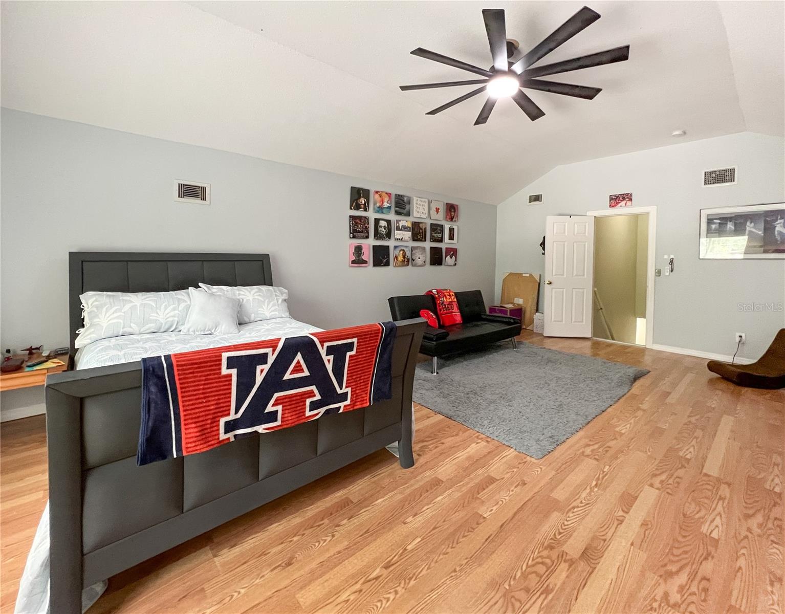 Listing photo id 44 for 9046 Shenandoah Run