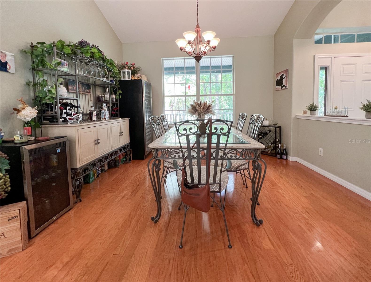 Listing photo id 4 for 9046 Shenandoah Run