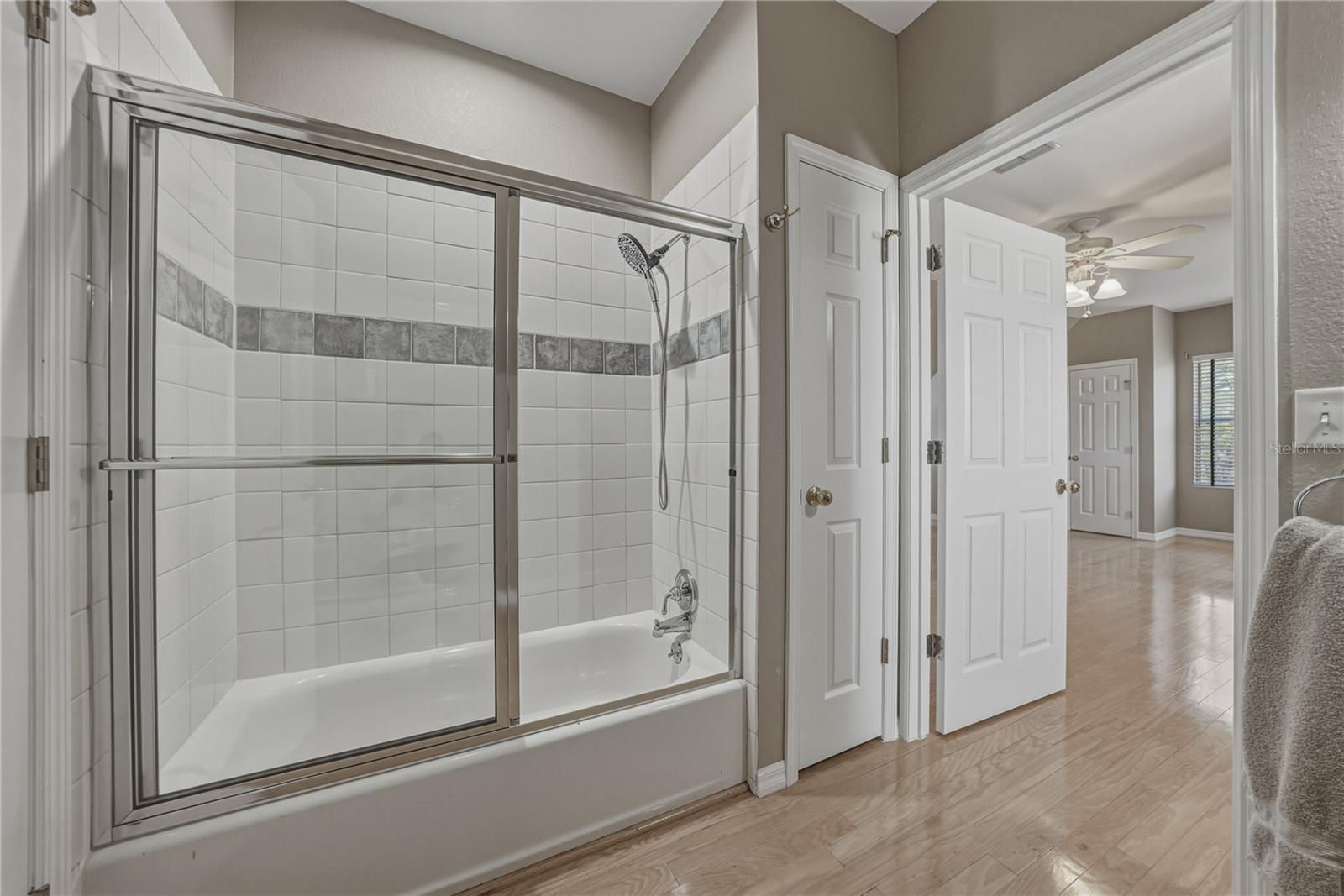Listing photo id 42 for 29001 Bayhead Road