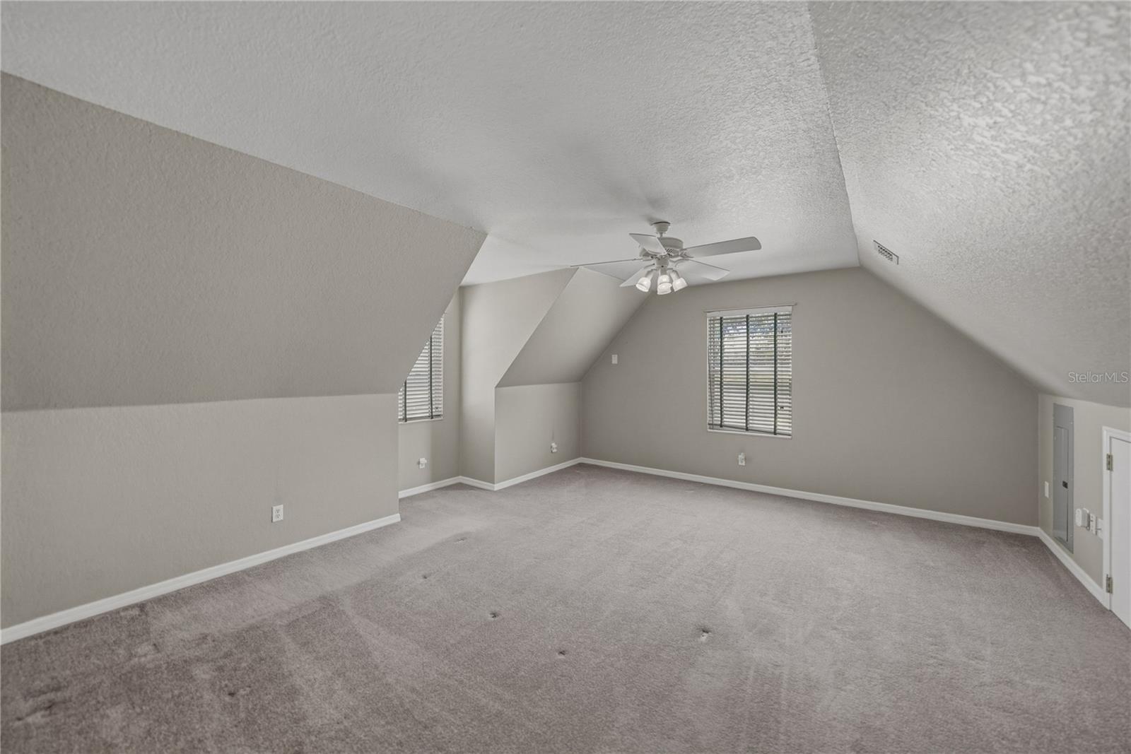 Listing photo id 43 for 29001 Bayhead Road