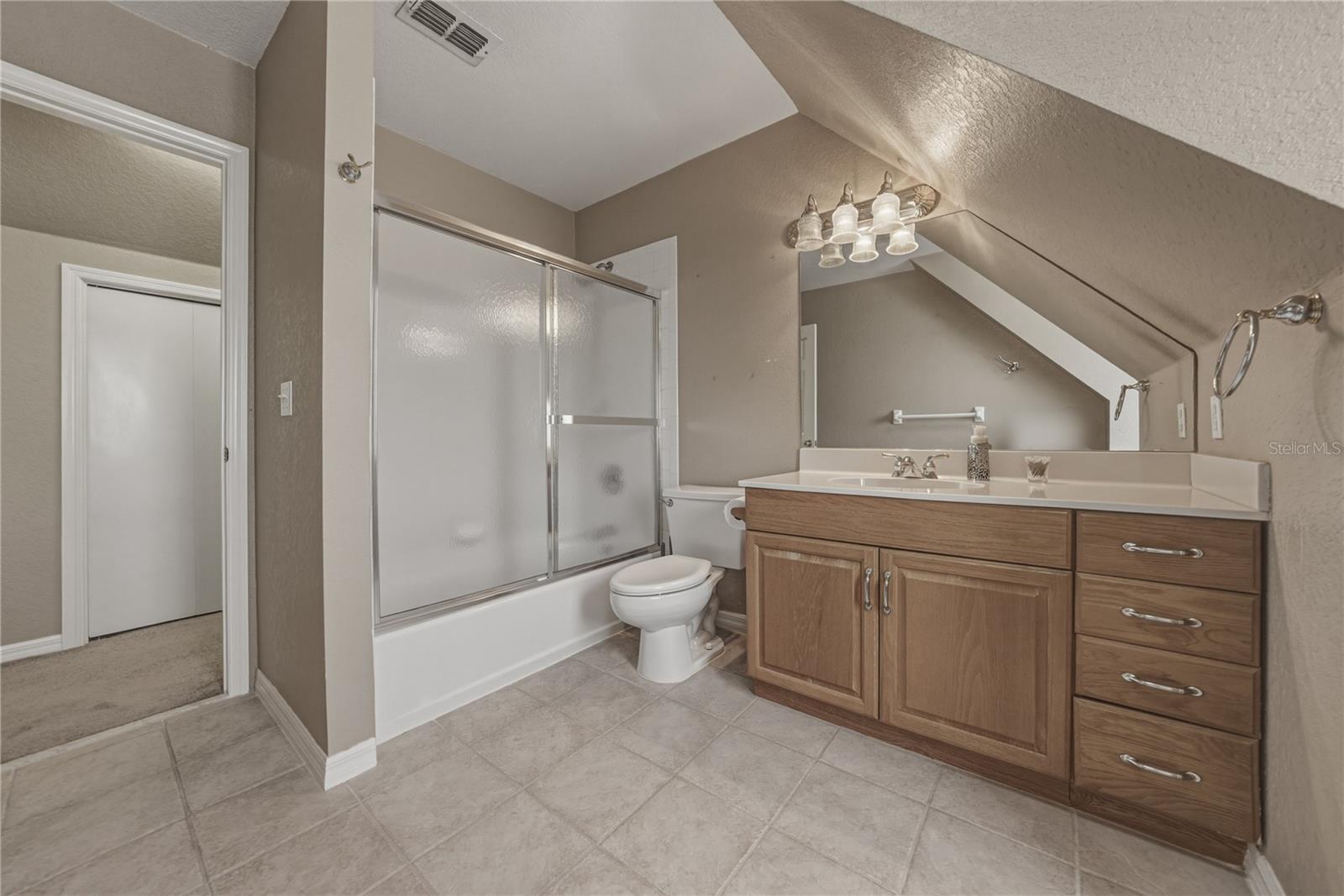 Listing photo id 44 for 29001 Bayhead Road