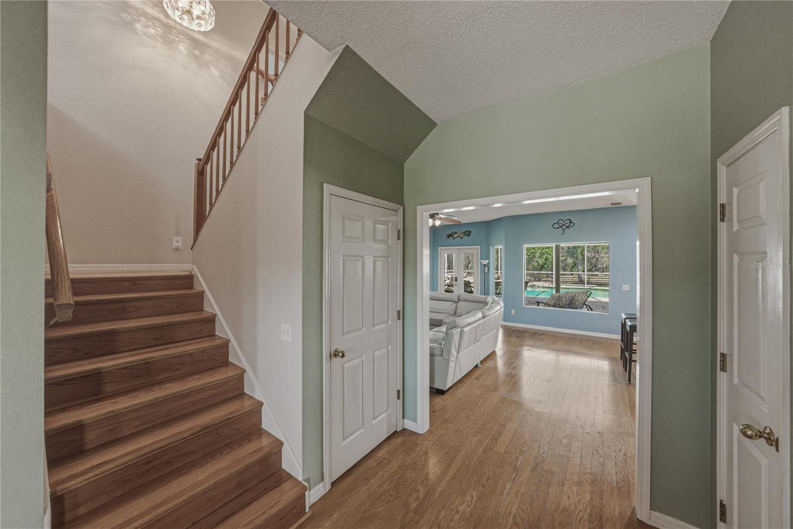 Listing photo id 45 for 29001 Bayhead Road