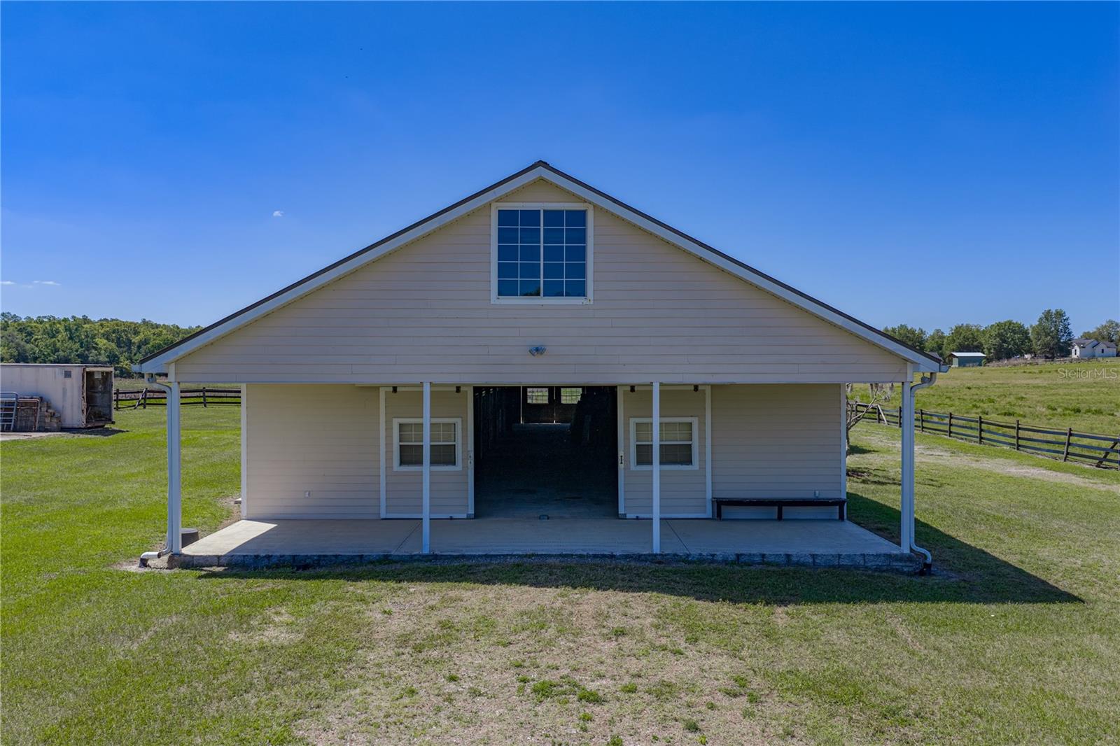 Listing photo id 63 for 29001 Bayhead Road