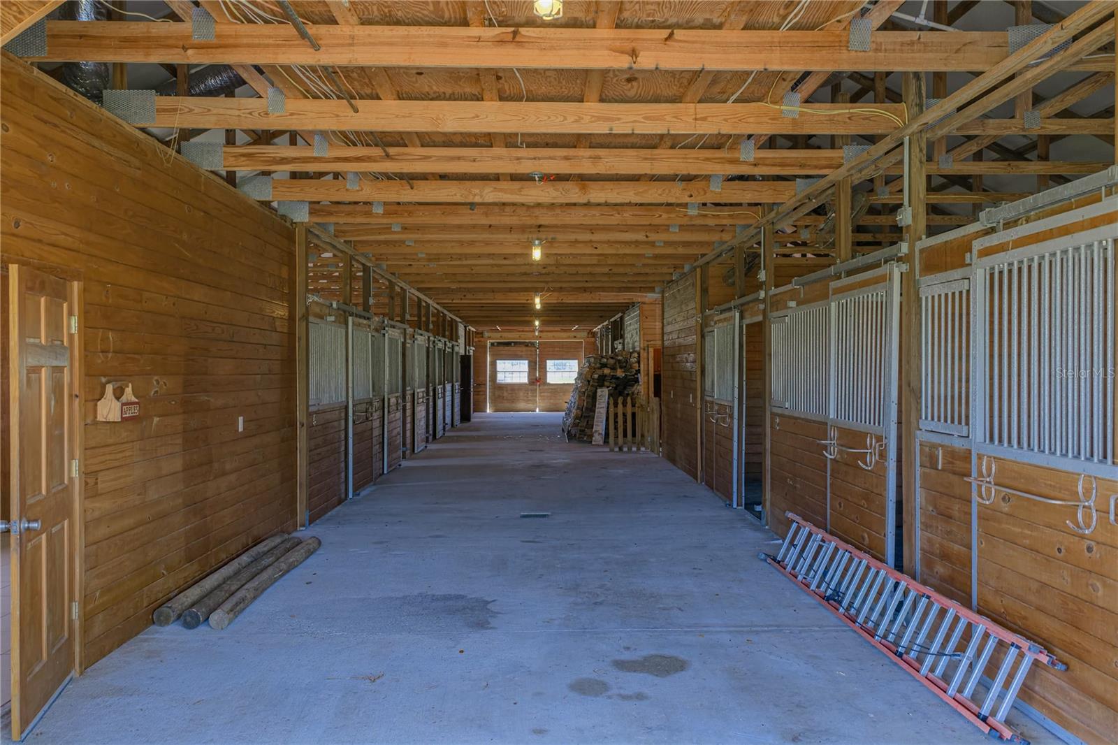 Listing photo id 64 for 29001 Bayhead Road