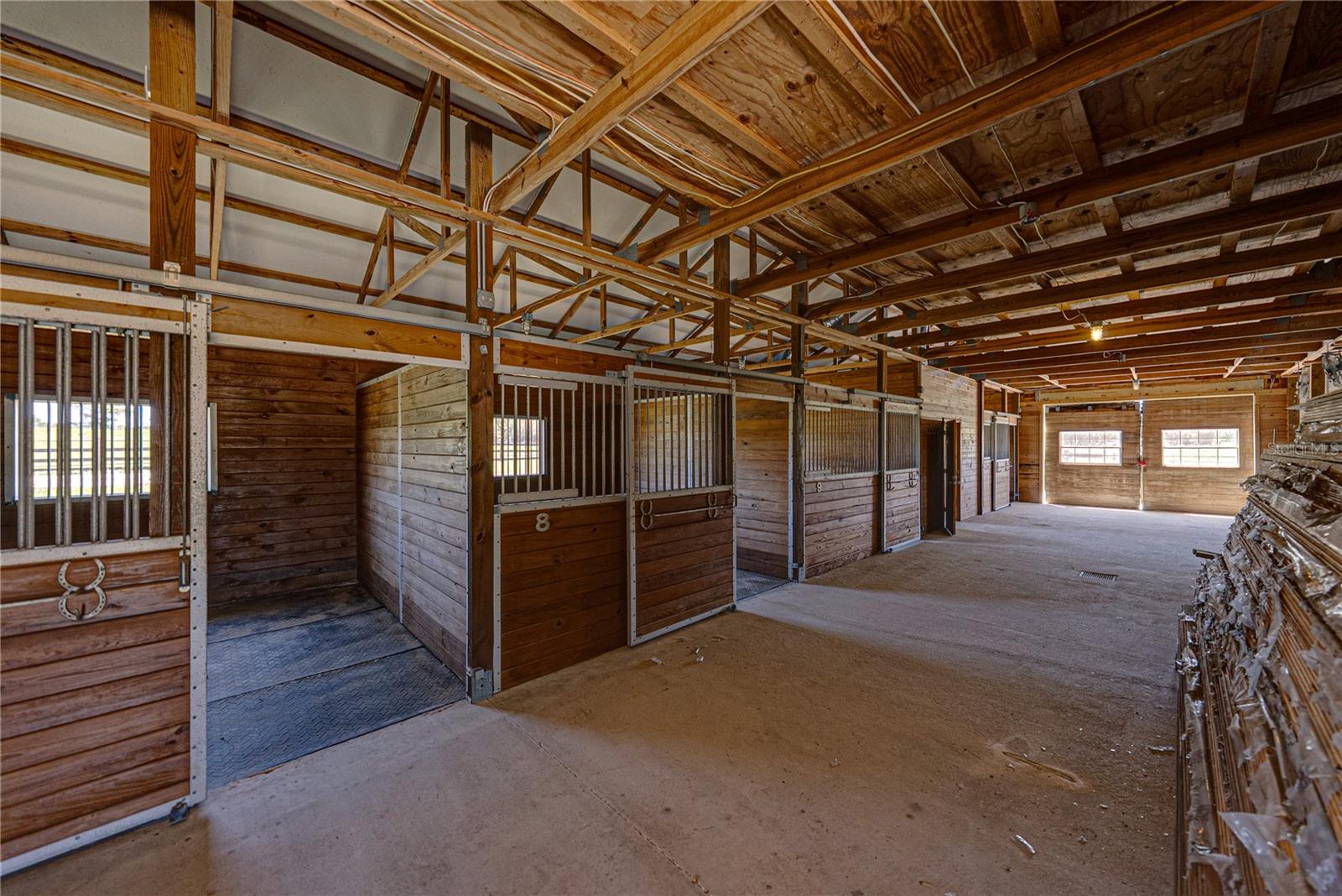 Listing photo id 67 for 29001 Bayhead Road
