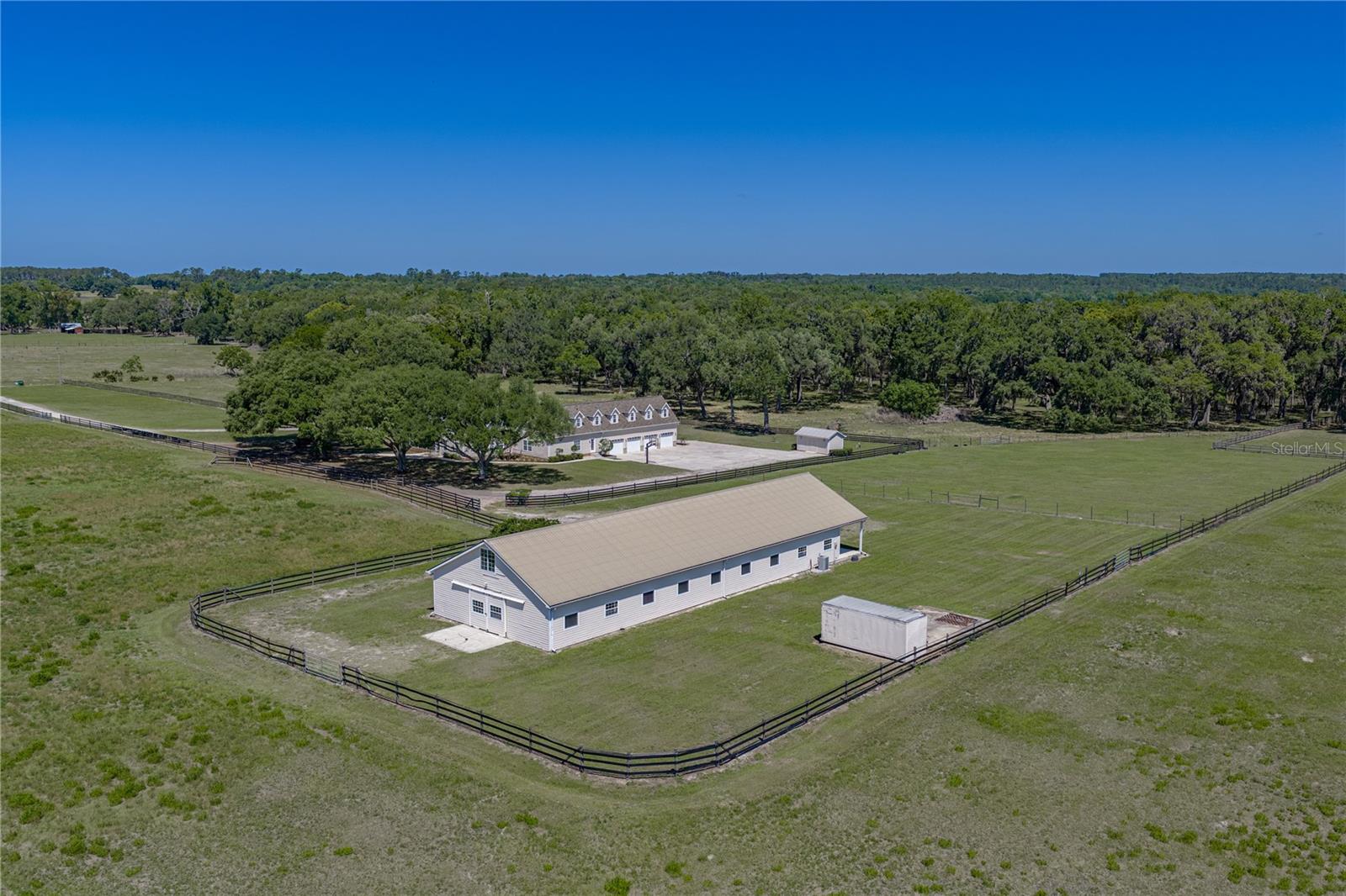 Listing photo id 71 for 29001 Bayhead Road