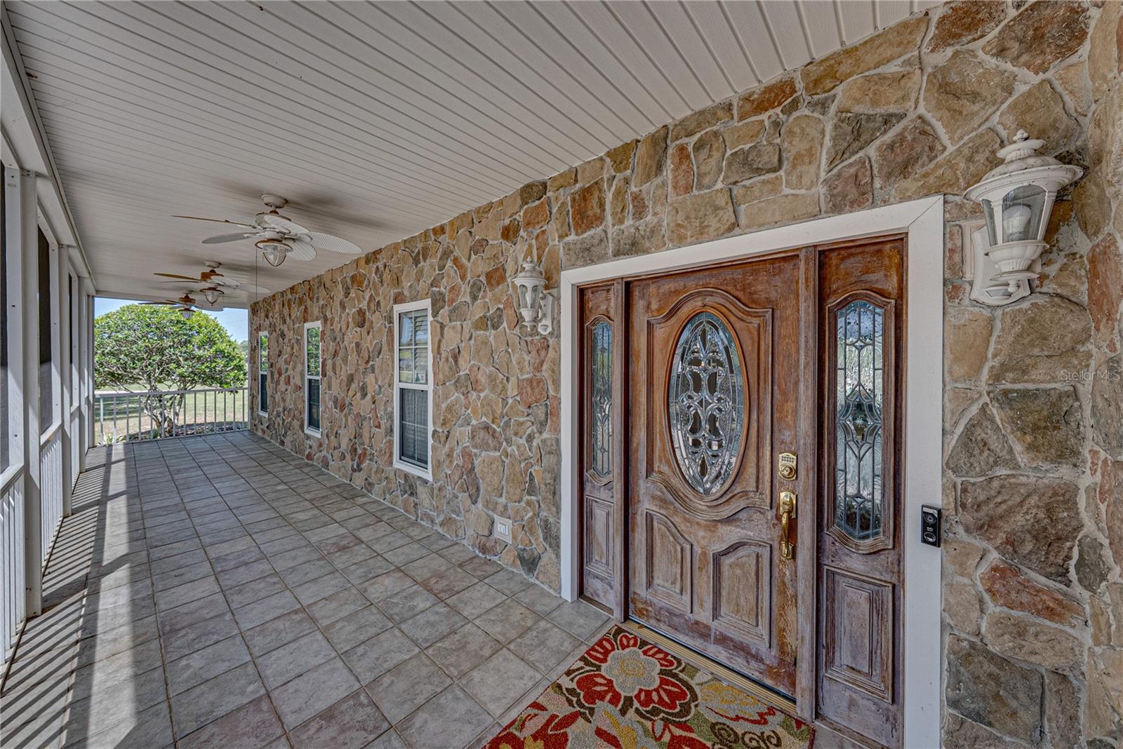 Listing photo id 7 for 29001 Bayhead Road