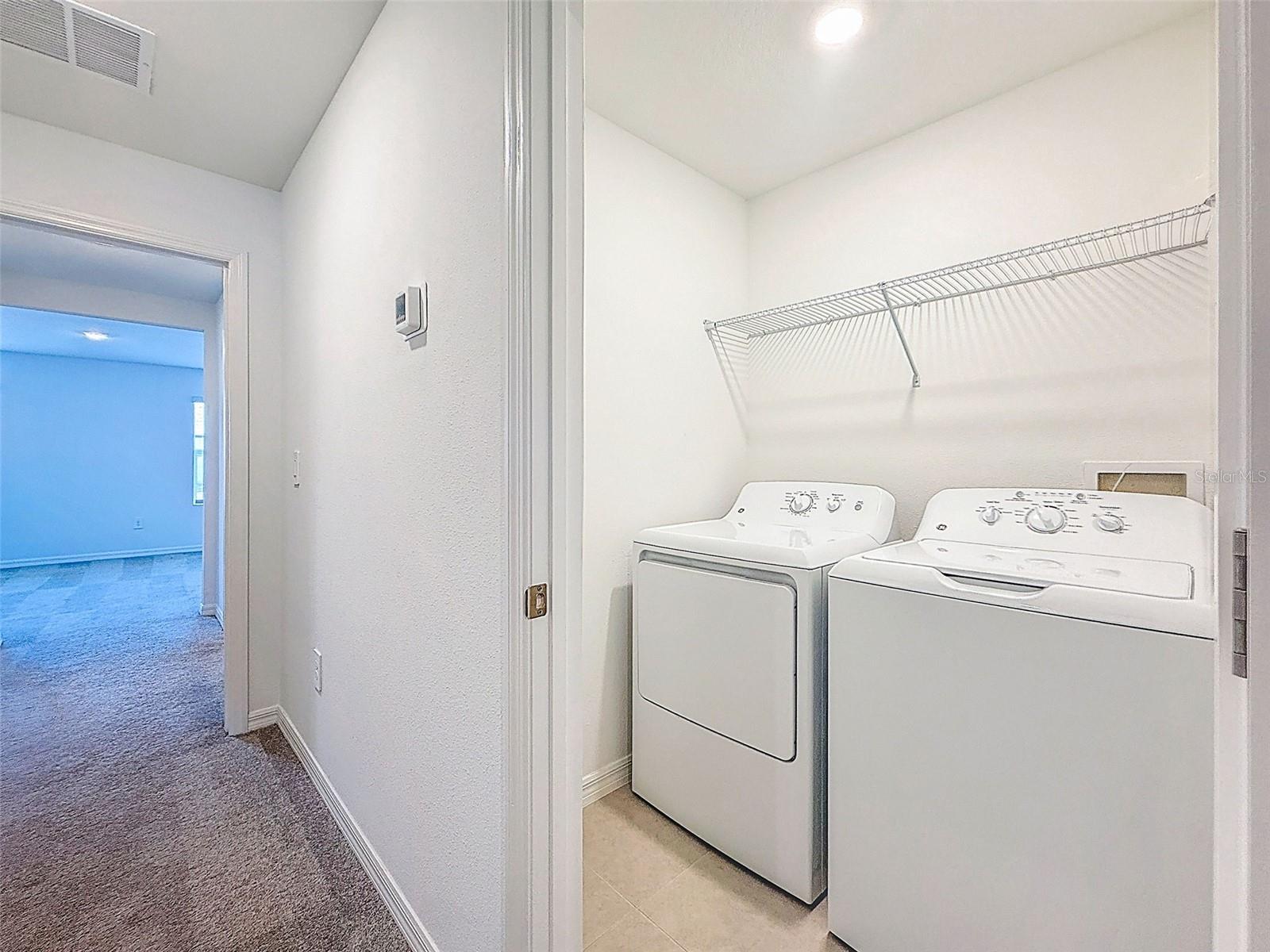 Image 25 of 40 For 2671 Buttercup Lucine Lane