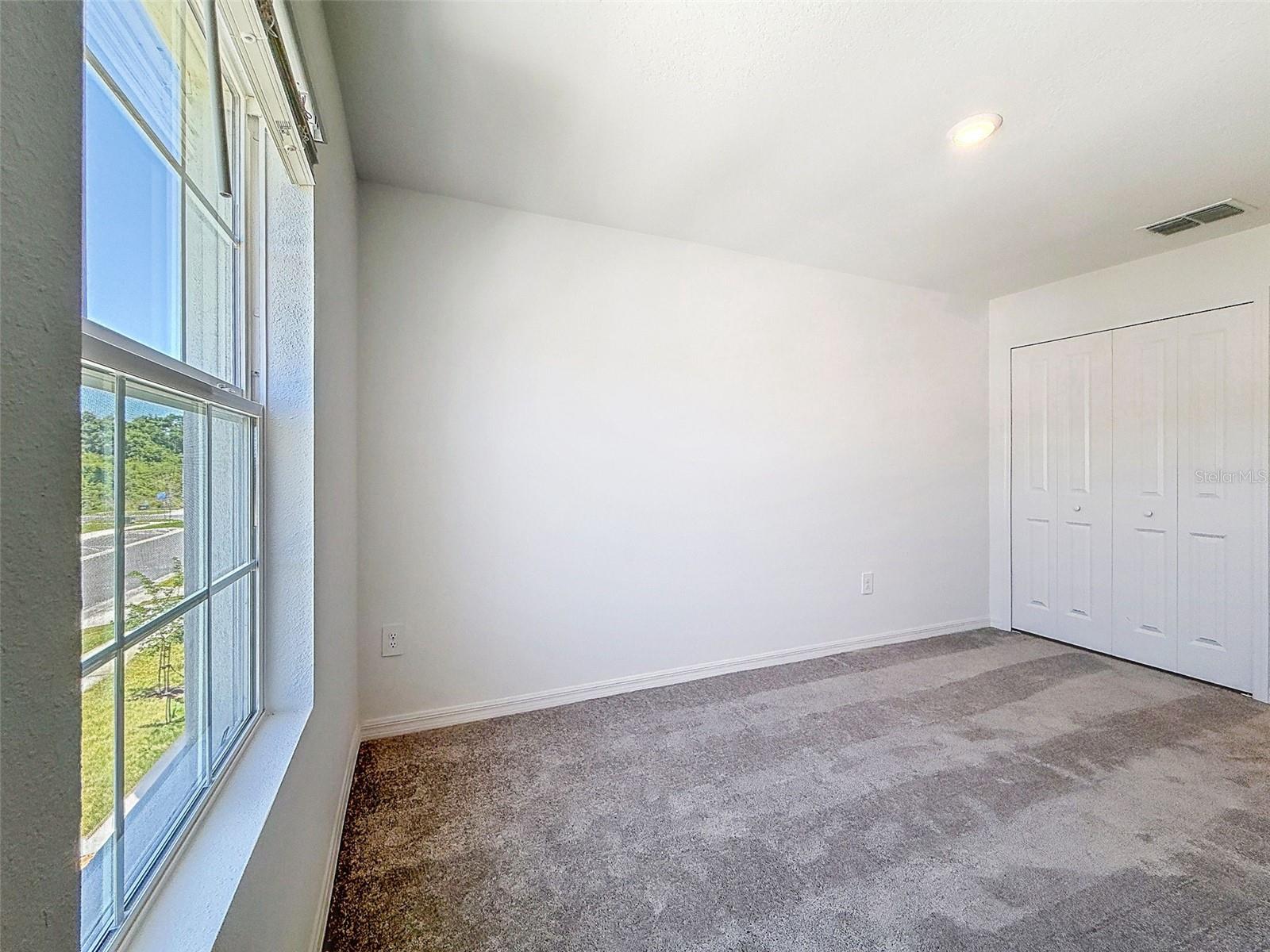 Image 29 of 40 For 2671 Buttercup Lucine Lane