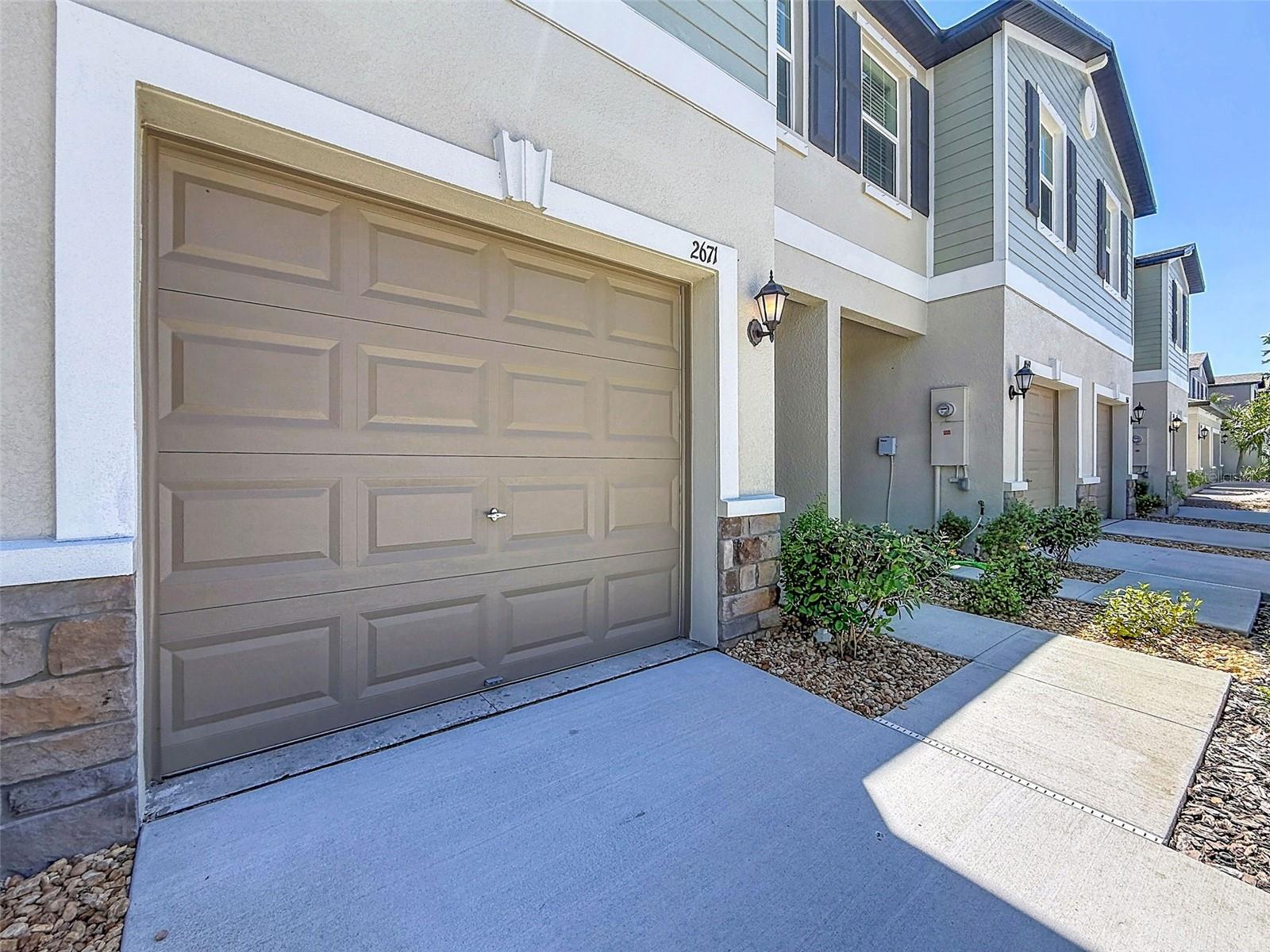 Image 3 of 40 For 2671 Buttercup Lucine Lane