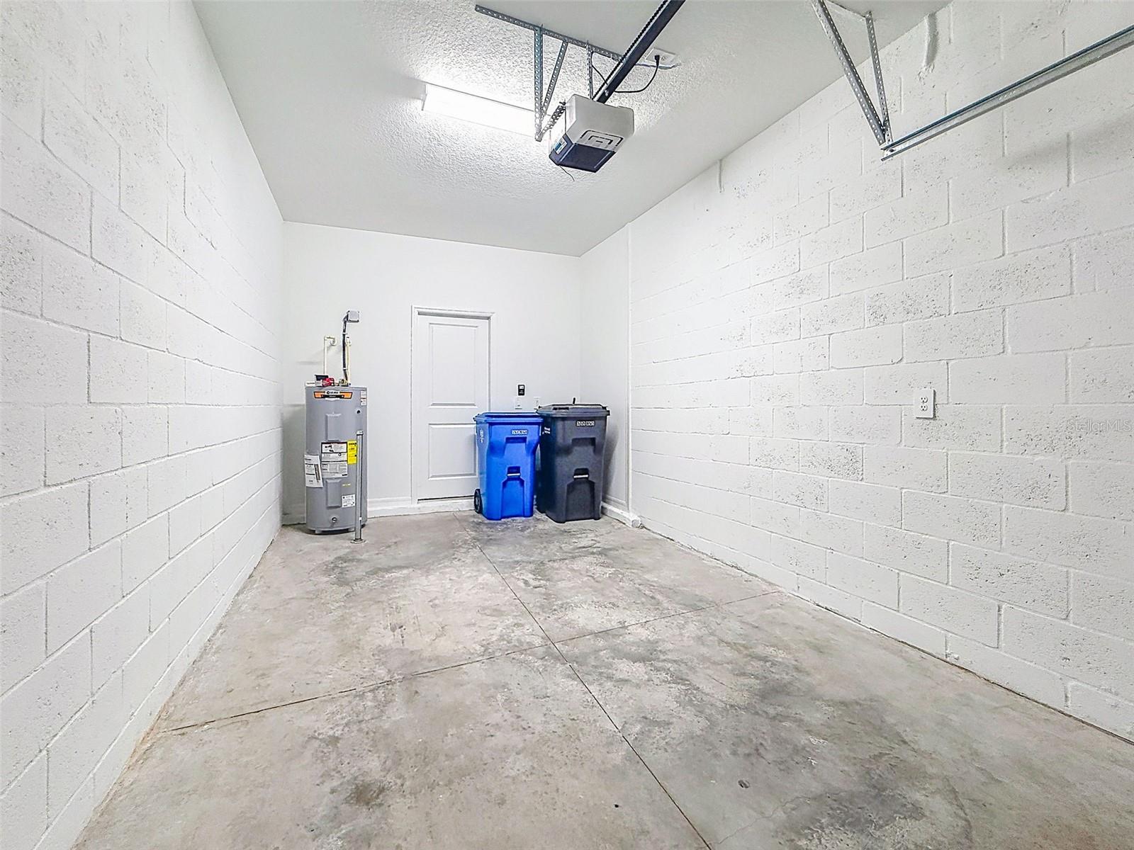 Image 38 of 40 For 2671 Buttercup Lucine Lane