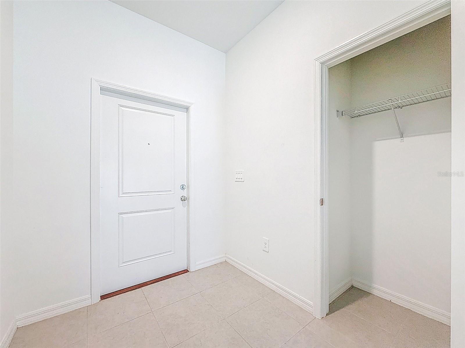 Image 6 of 40 For 2671 Buttercup Lucine Lane