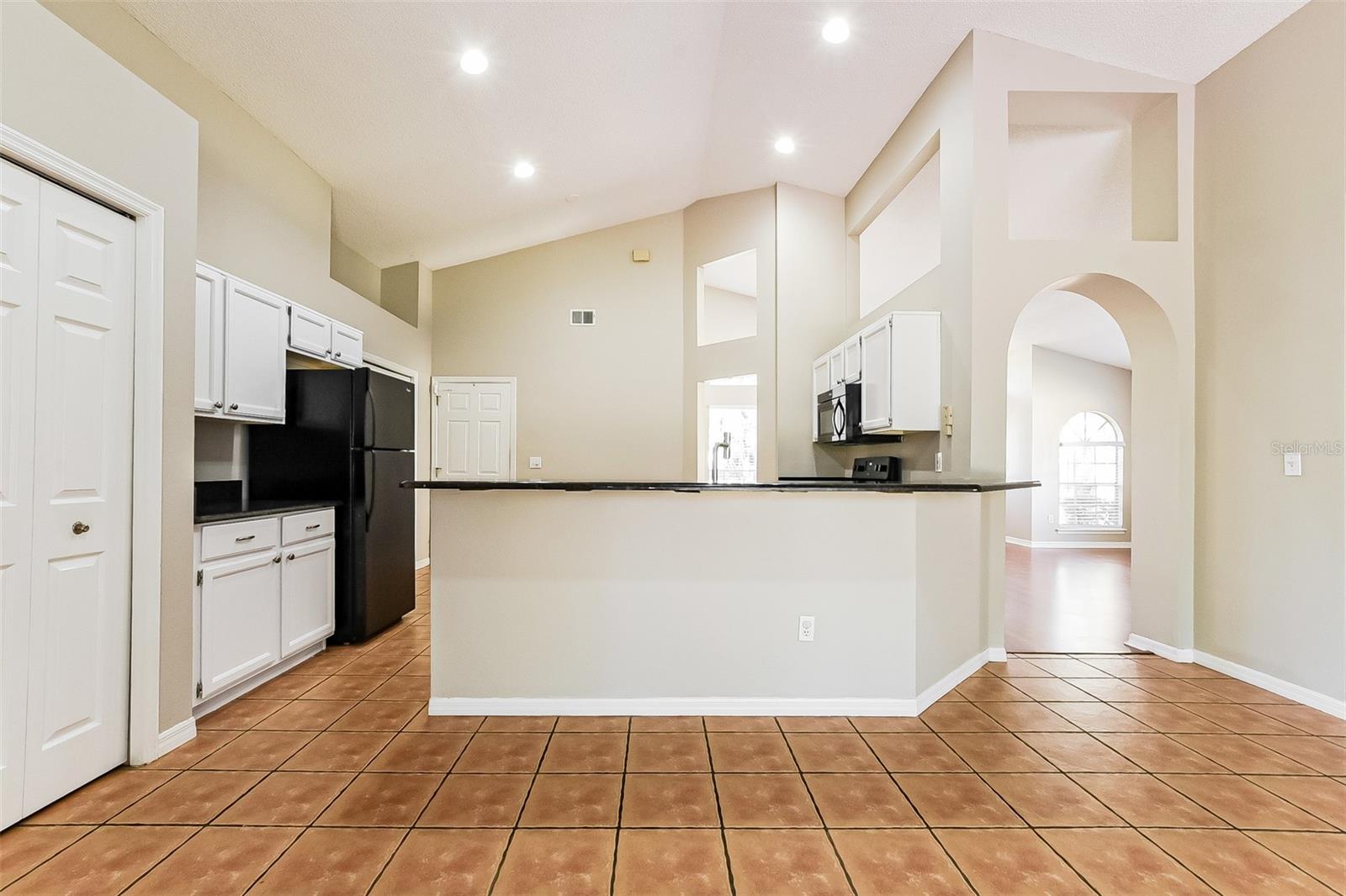 Image 10 of 30 For 20 Heather Green Court