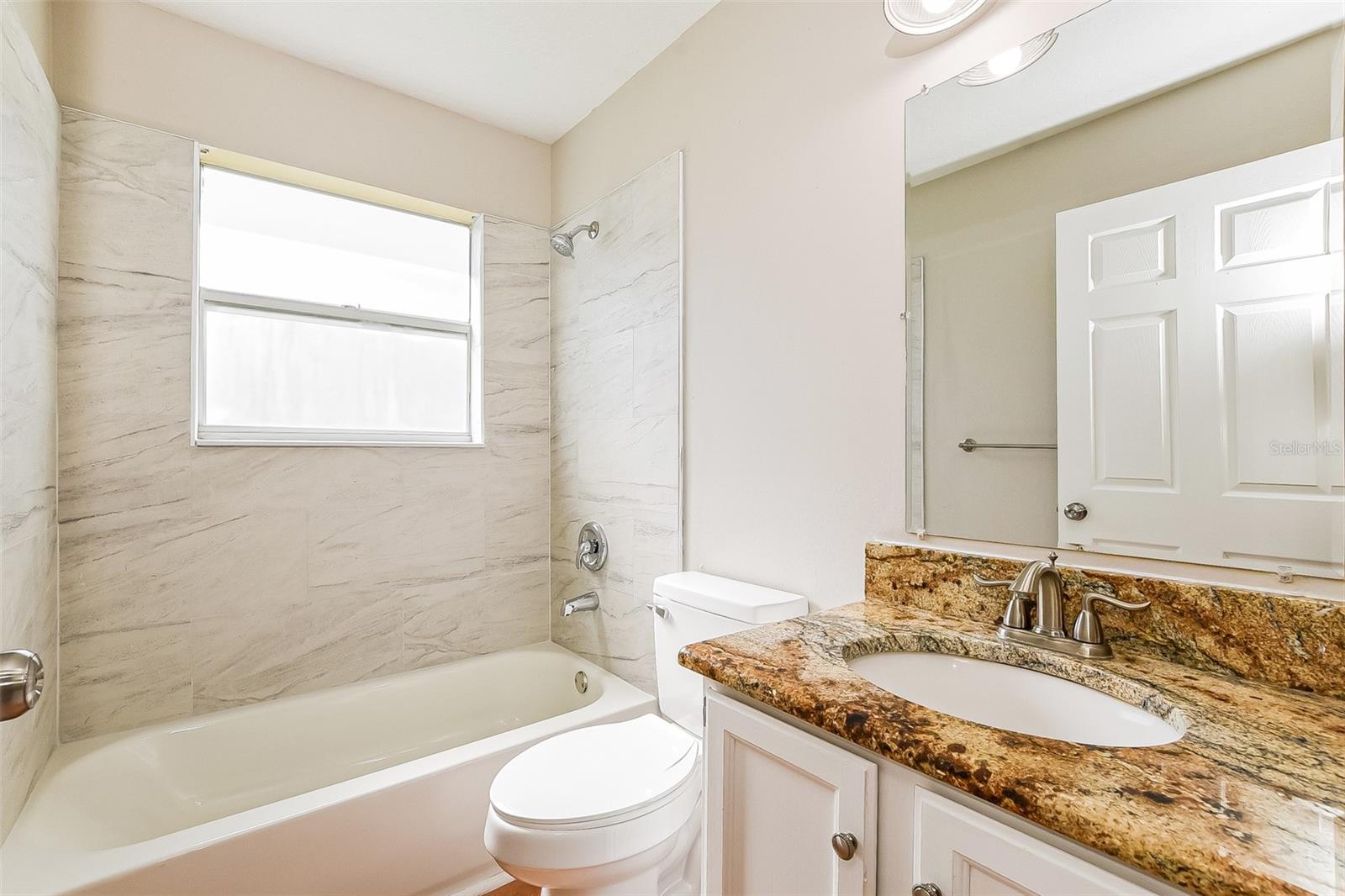 Image 26 of 30 For 20 Heather Green Court